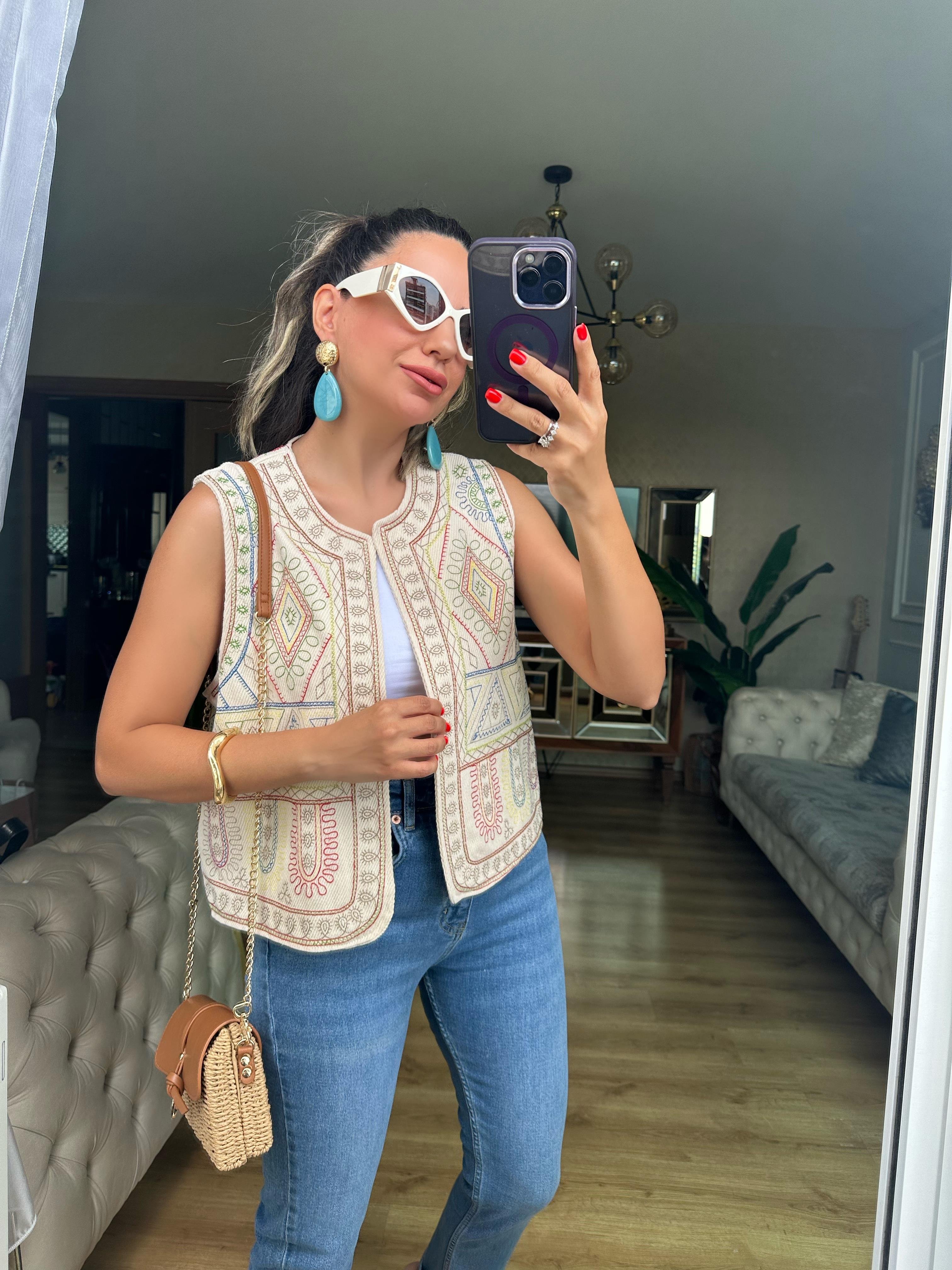 Etnik Desen Nakışlı Yelek