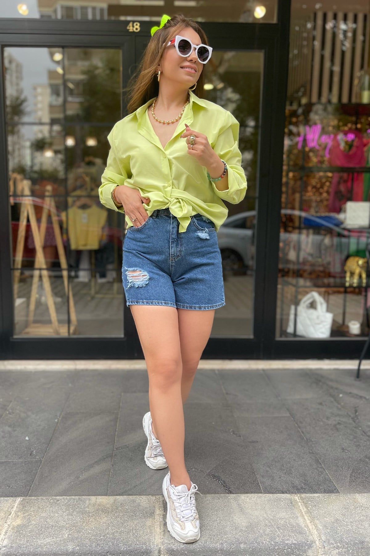 Geniş Manşetli Neon Ywşil Gömlek