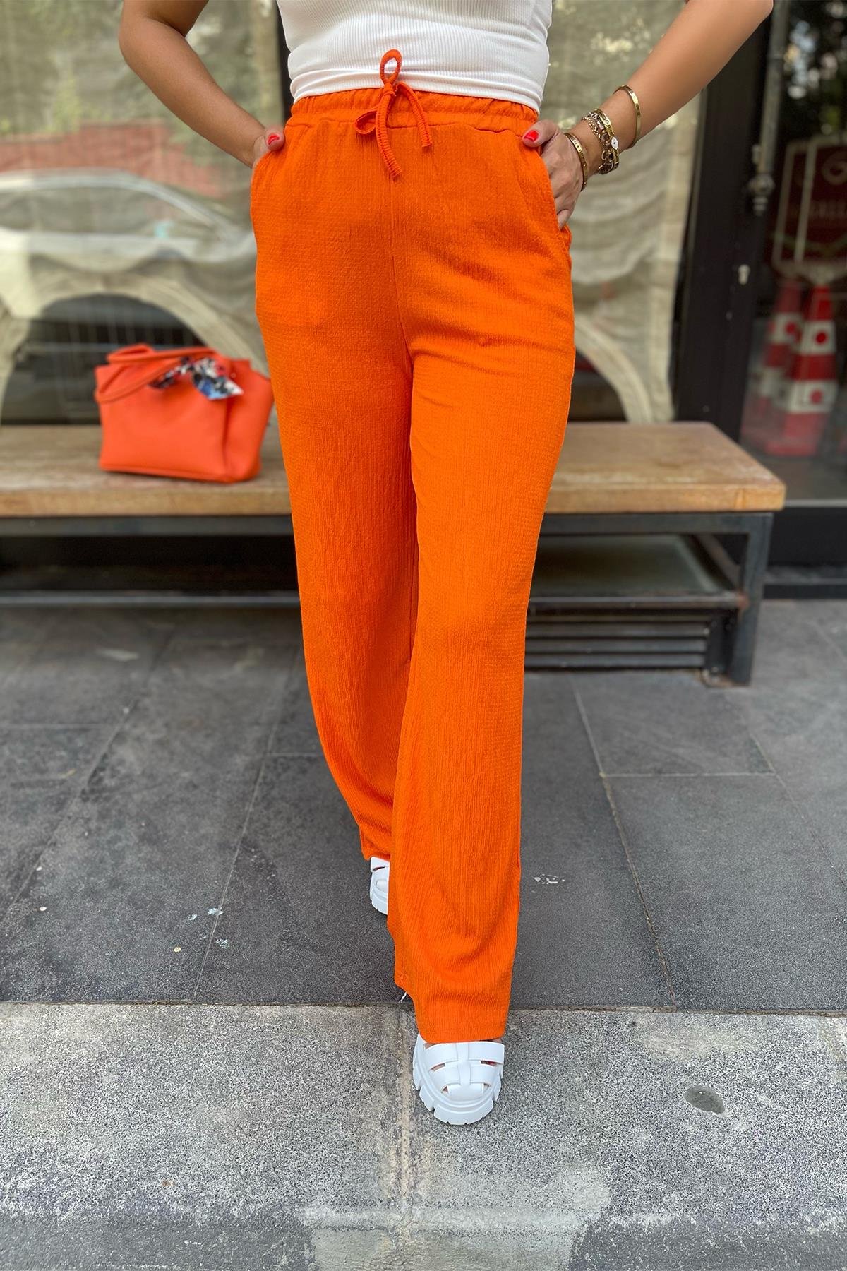 Geniş Paça Beli Lastikli Turuncu Pantolon