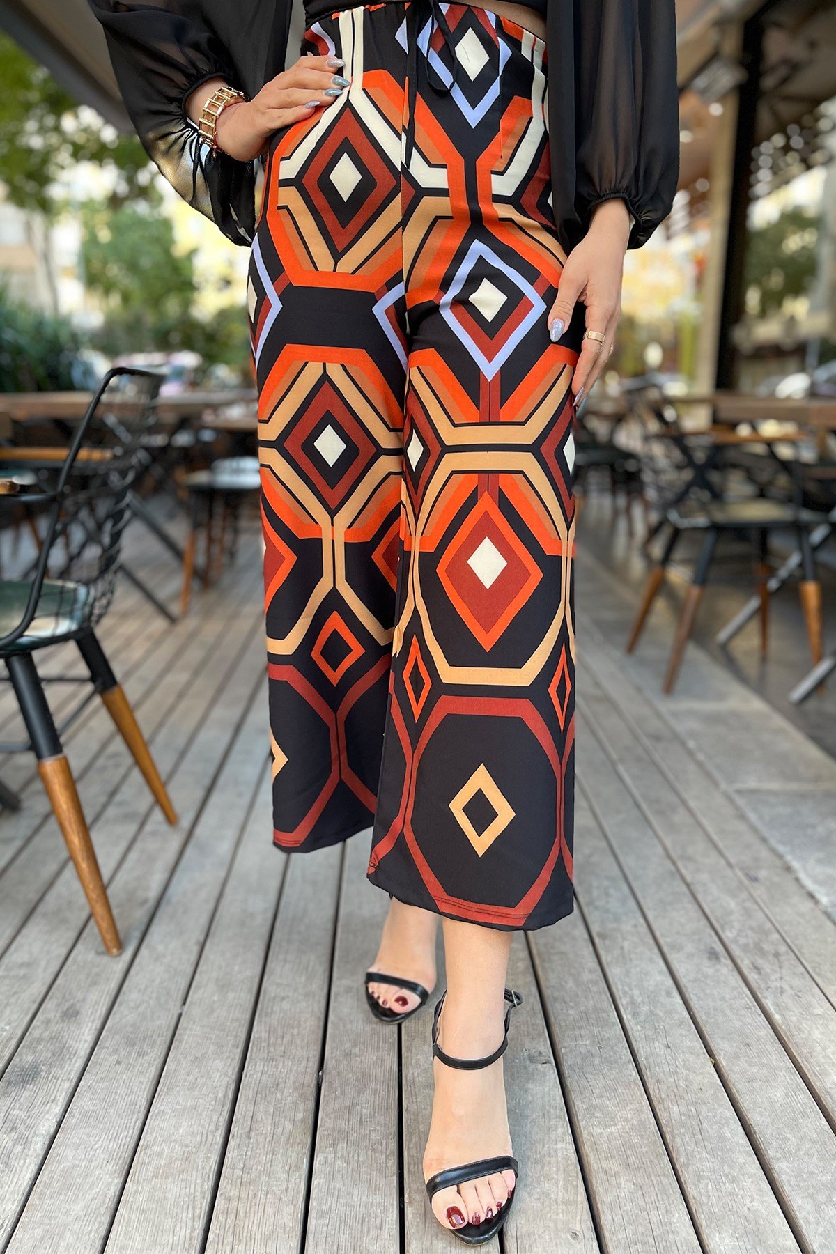 Geometrik Desenli Bol Paça.  Pantolon 