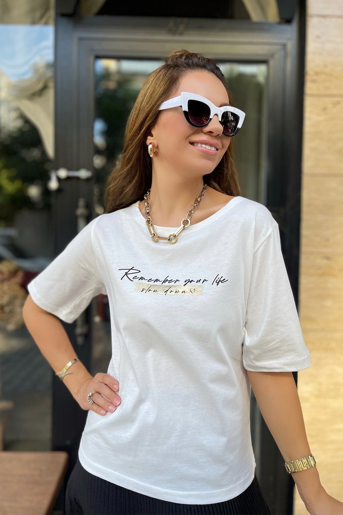 Gold Baskılı Beyaz Tshirt