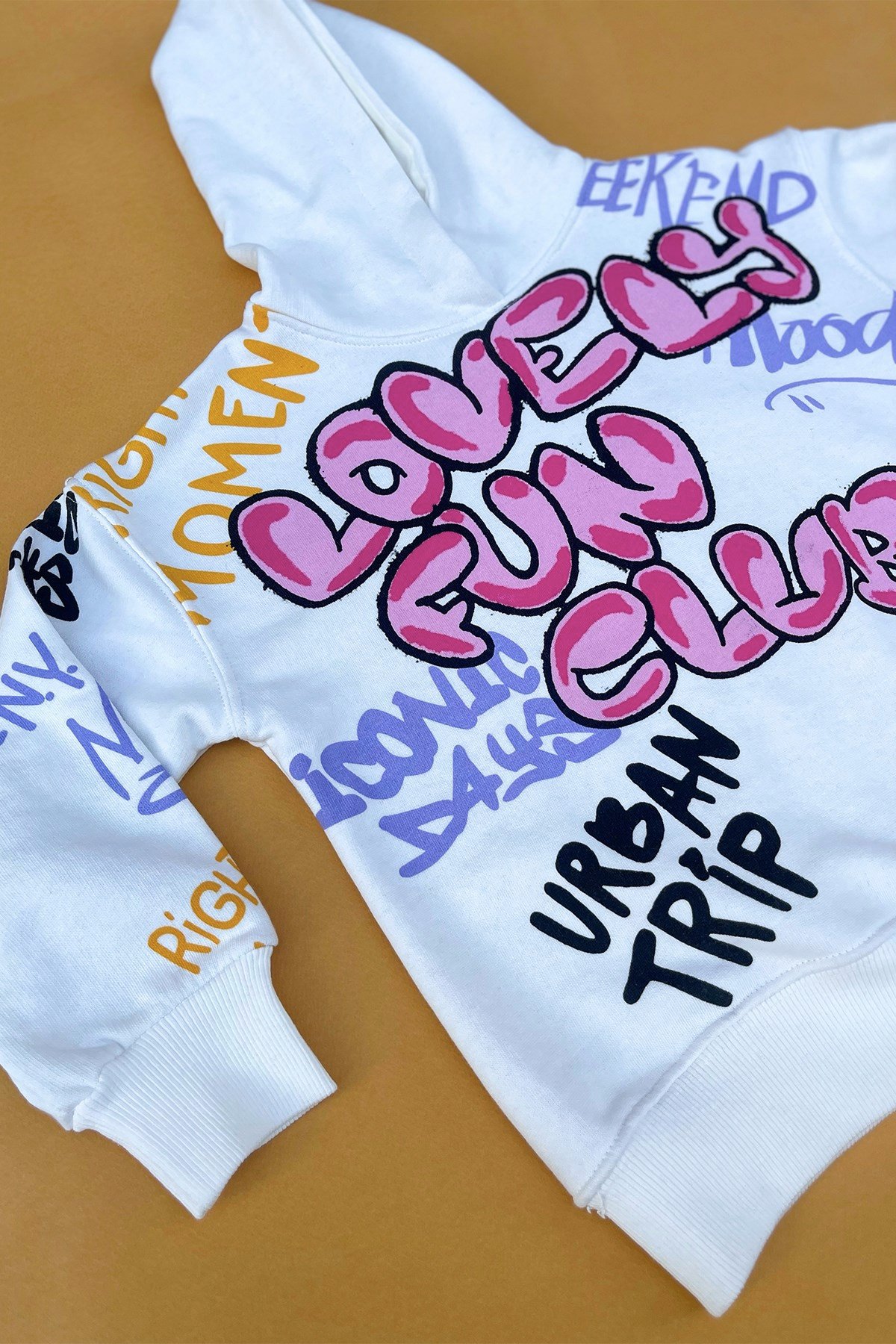 Grafiti Baskılı Takım