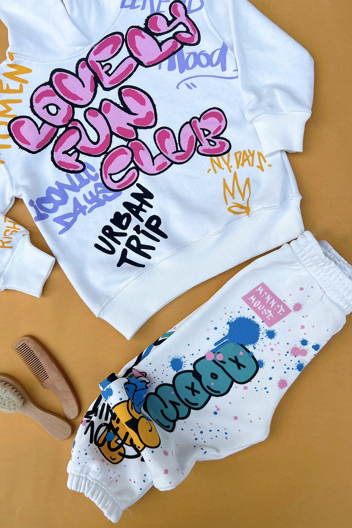 Grafiti Baskılı Takım