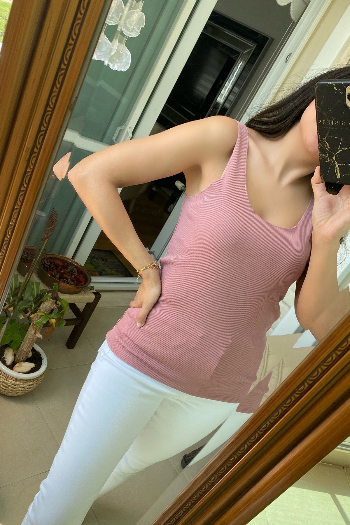 Gülkurusu Basic Atlet