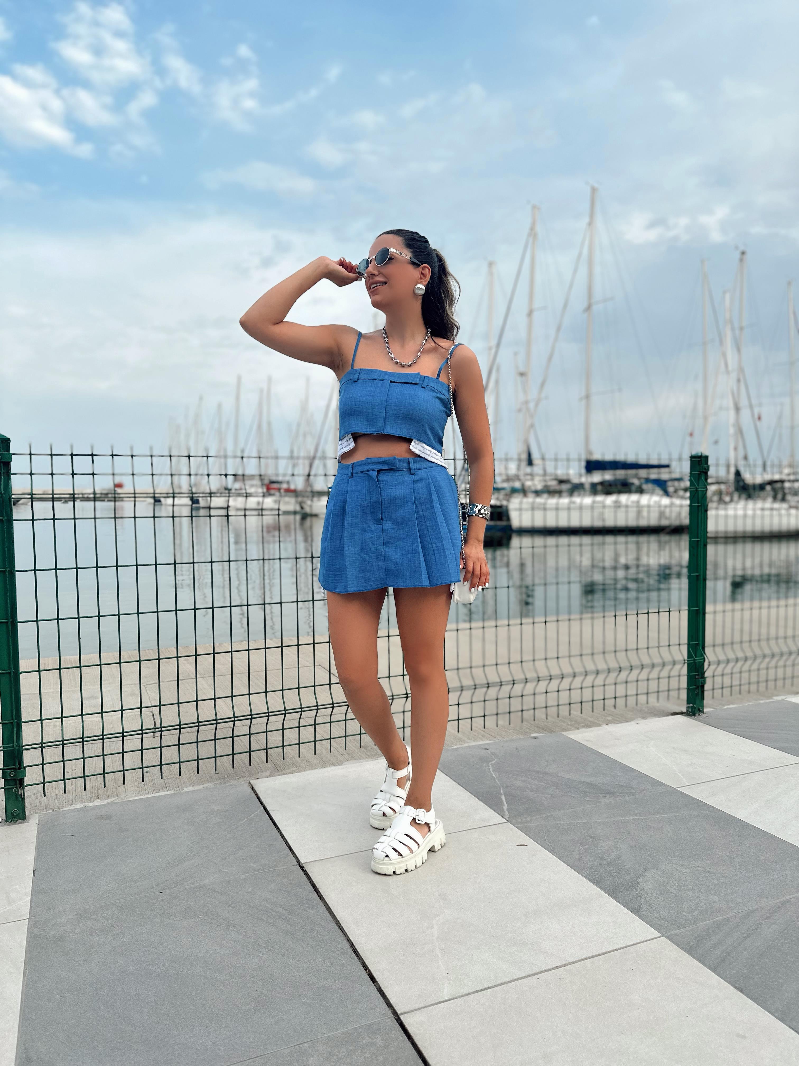 İndigo Mavi Şort Etek Bluz Takım