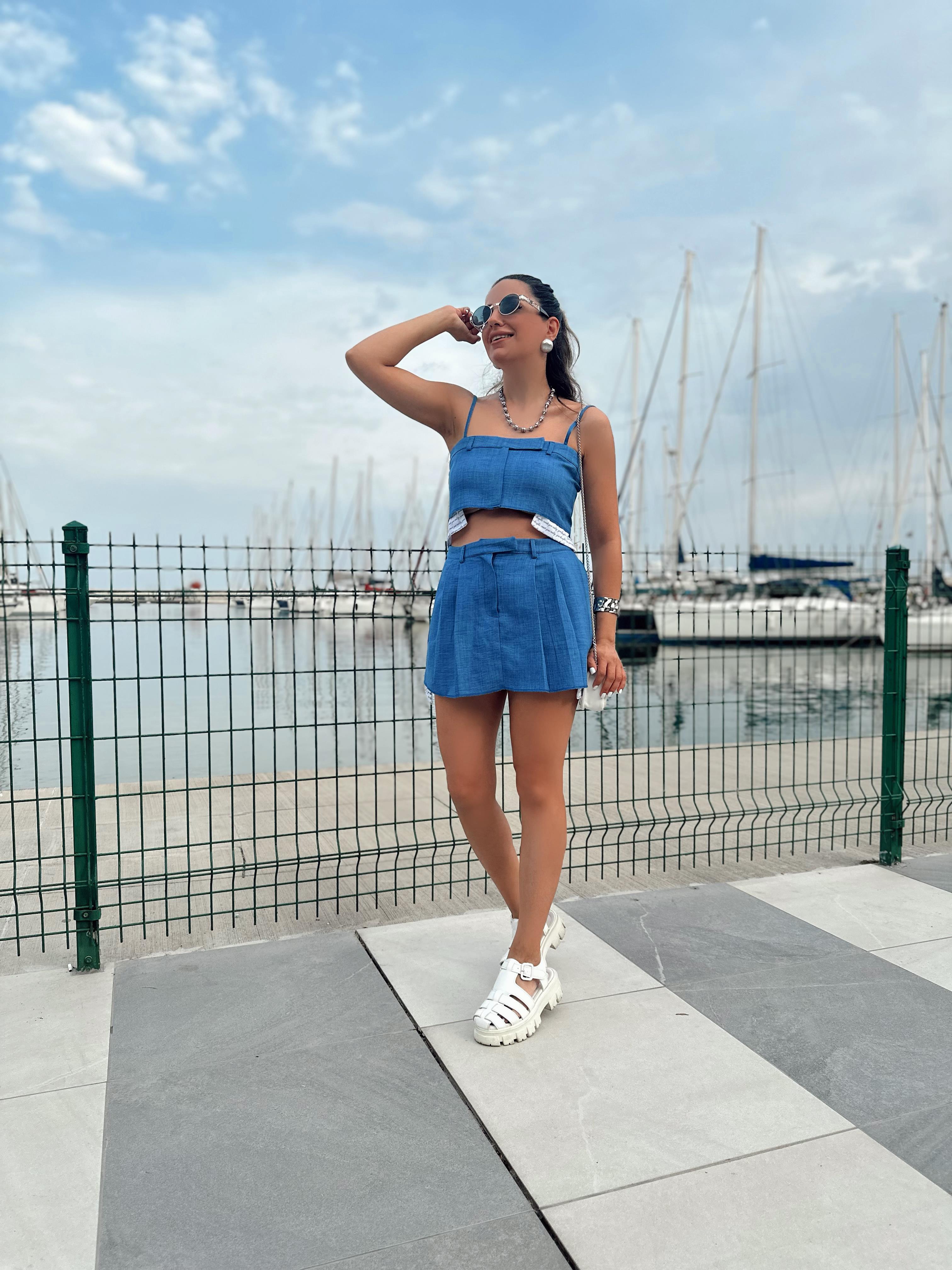 İndigo Mavi Şort Etek Bluz Takım