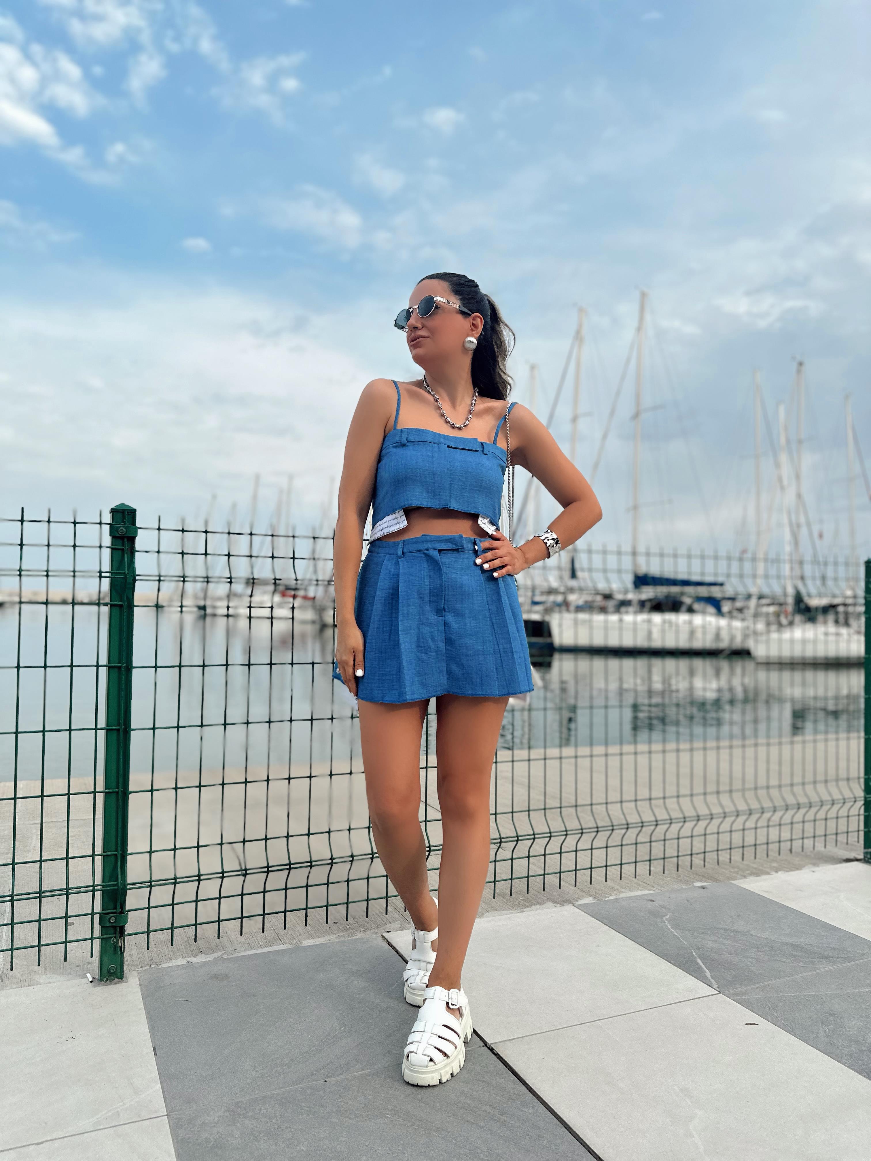 İndigo Mavi Şort Etek Bluz Takım