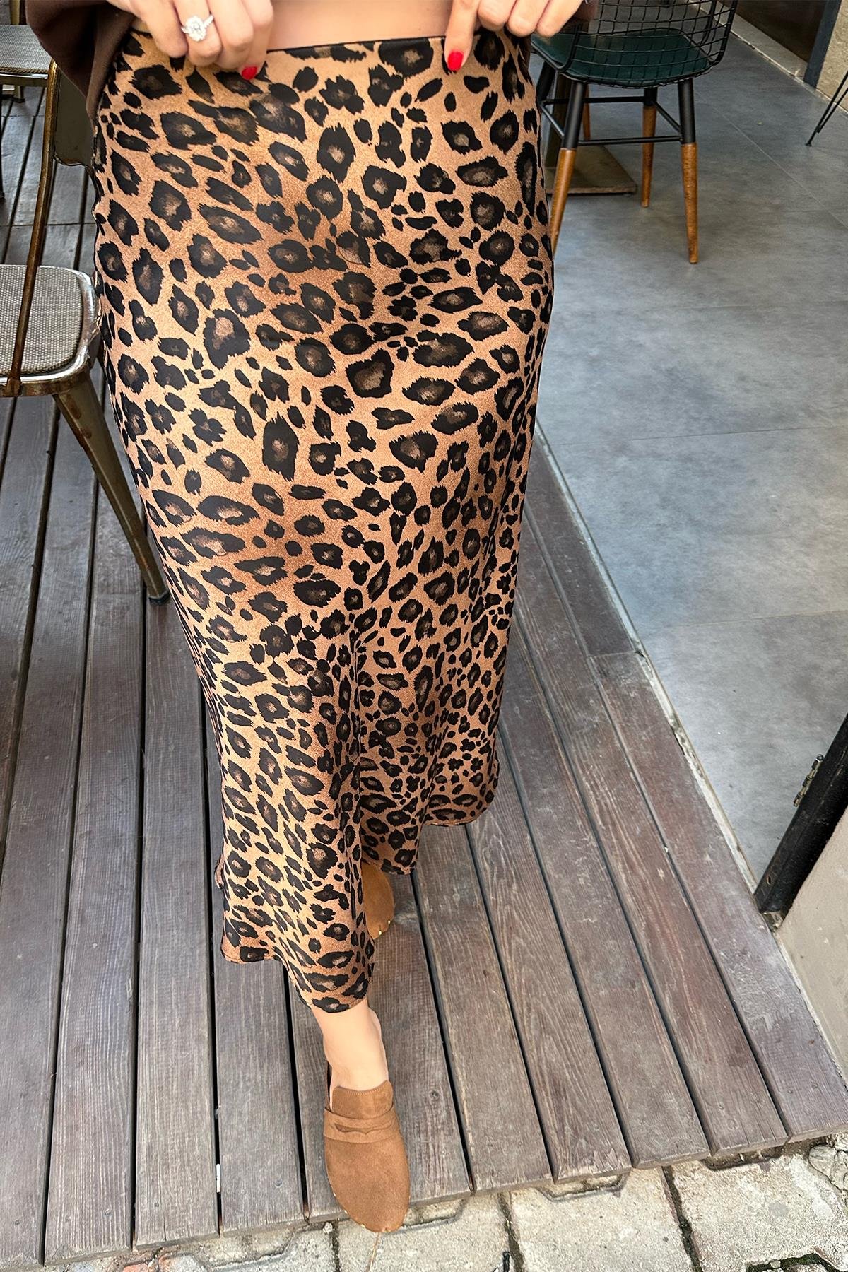 Kahve Leopar Saten Etek