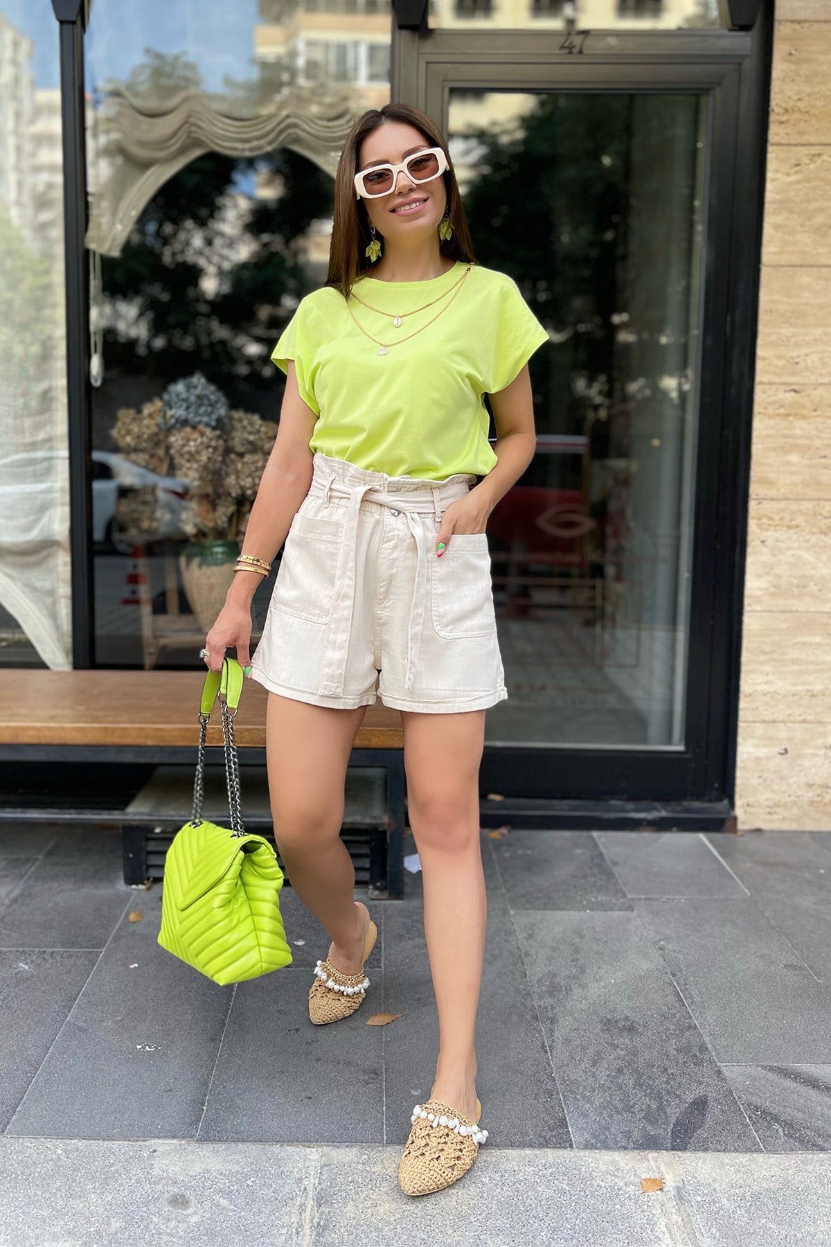 Kendinden Kolyeli Neon Yeşil Bluz 