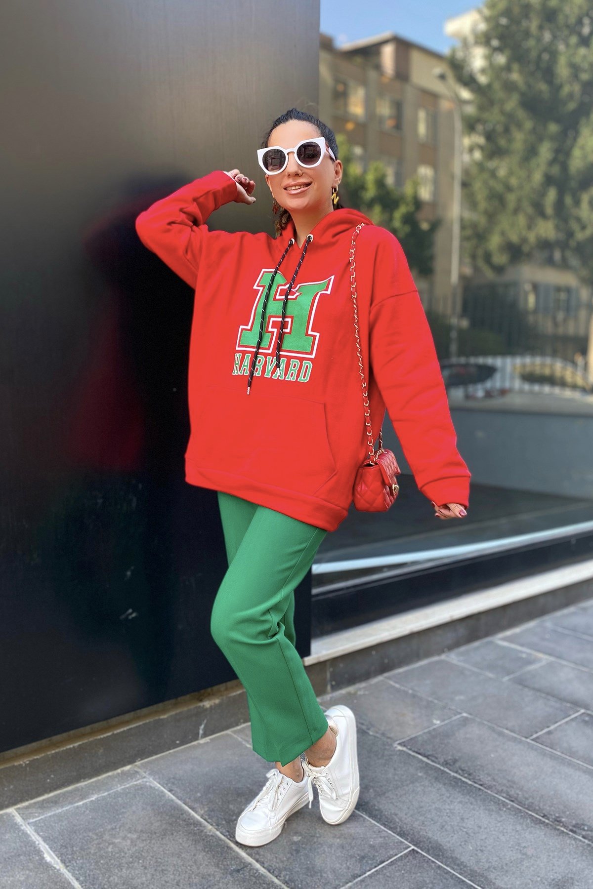 Kırmızı Harward Baskılı Kapşonlu Sweatshirt