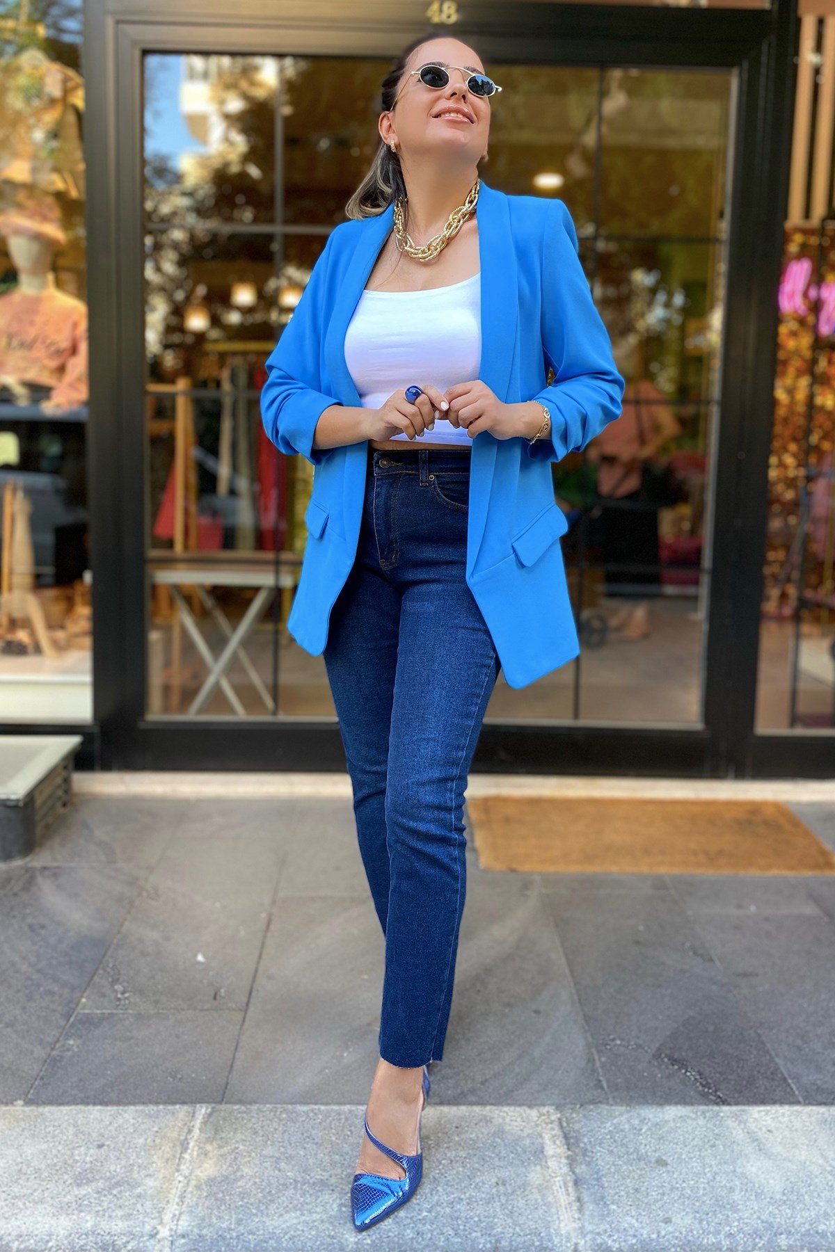 Kolları Büzgülü Mavi Blazer Ceket