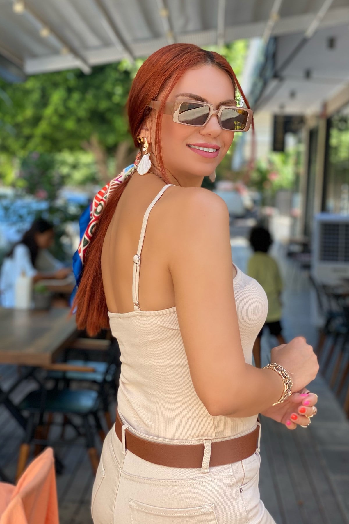 Krem Askısı Ayarlanabilir Atlet