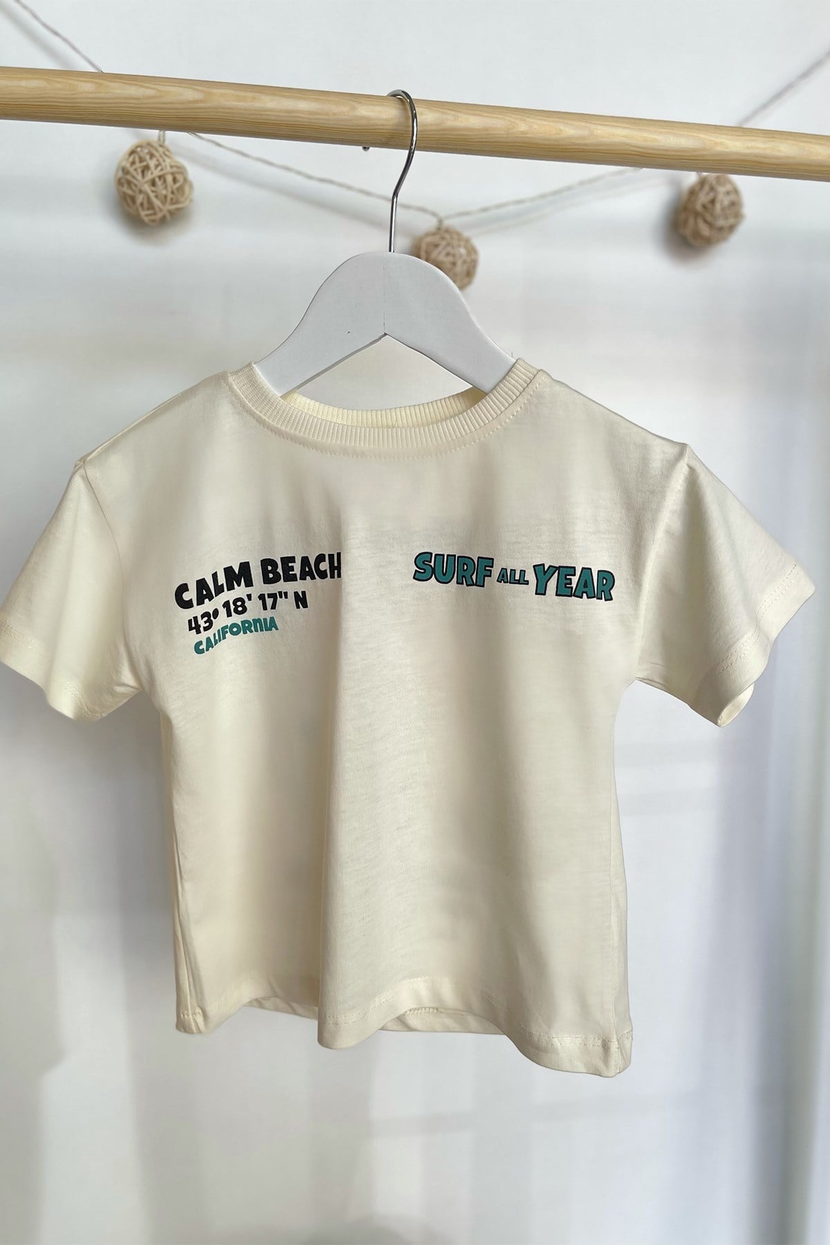 Krem Surf Baskılı Tshirt