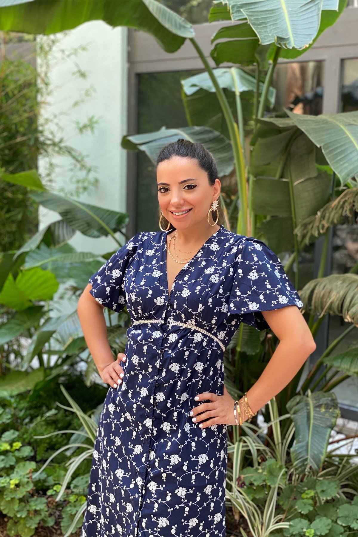 Lacivert Önden Düğmeli Nakışlı Elbise