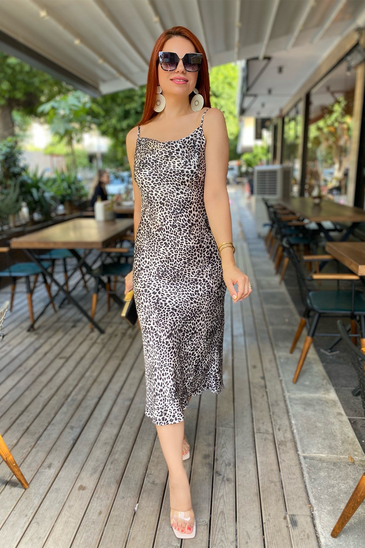 Leopar İp Askılı Degaje Yaka Saten Elbise