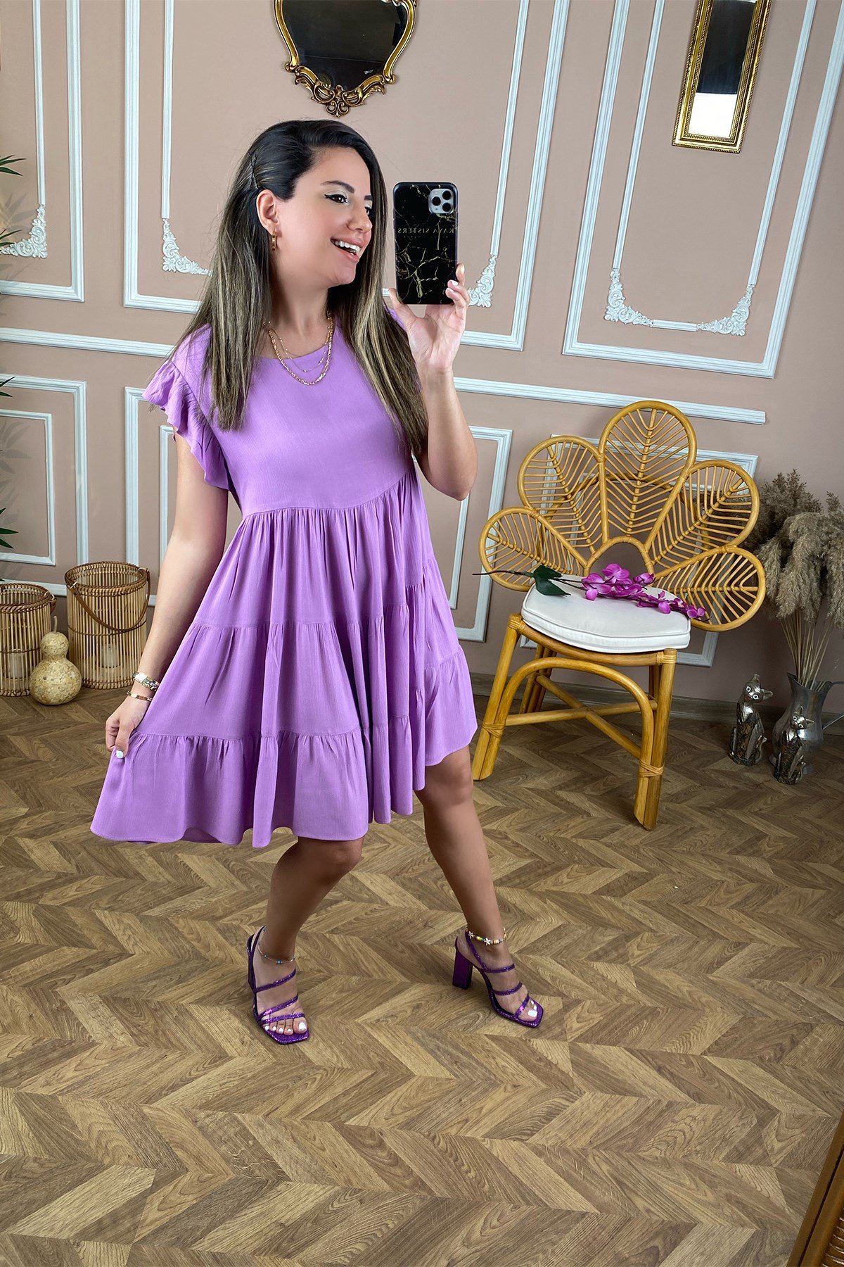 Lila Volan Detaylı Elbise