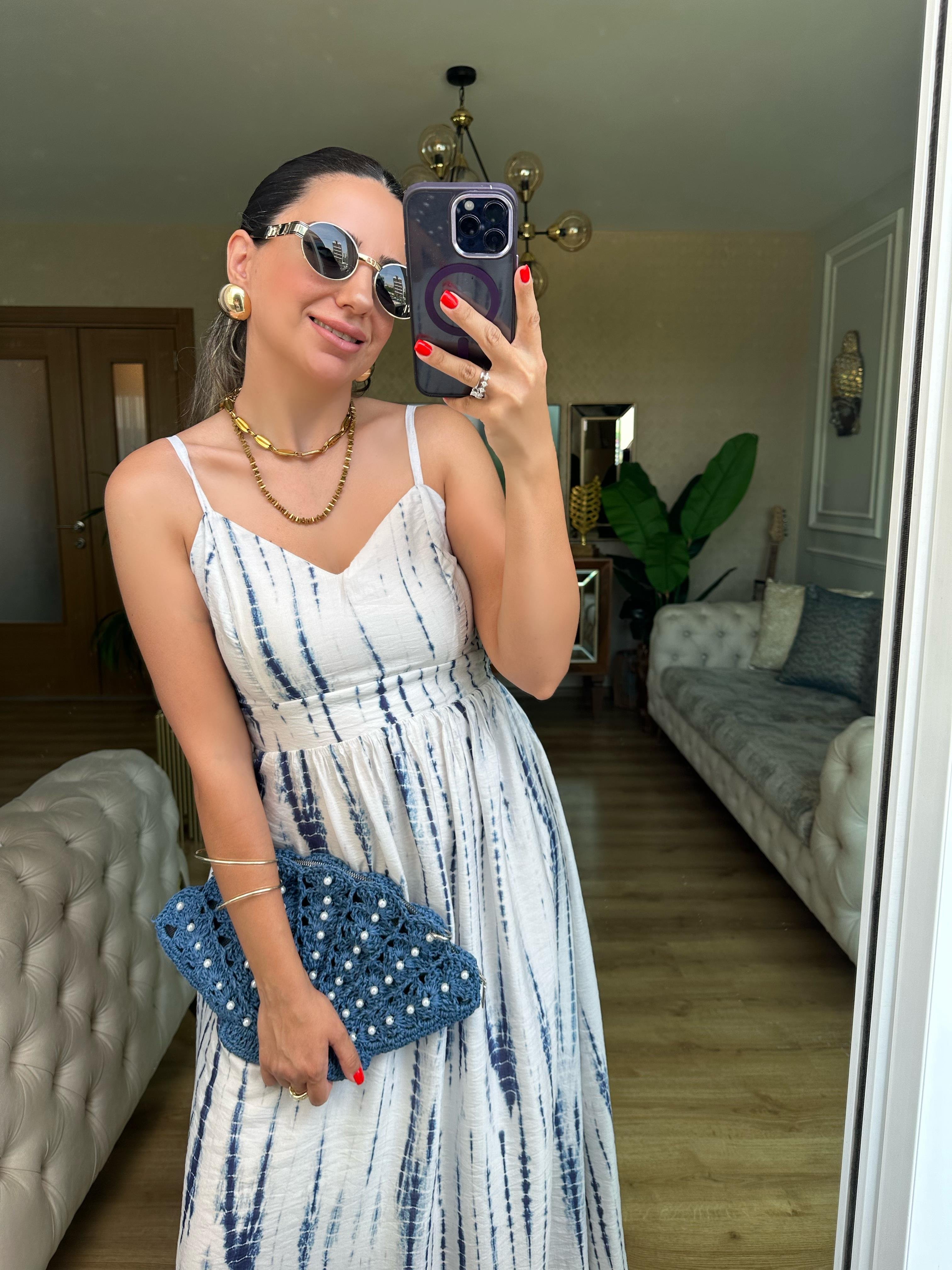 Mavi Çizgili Elbise