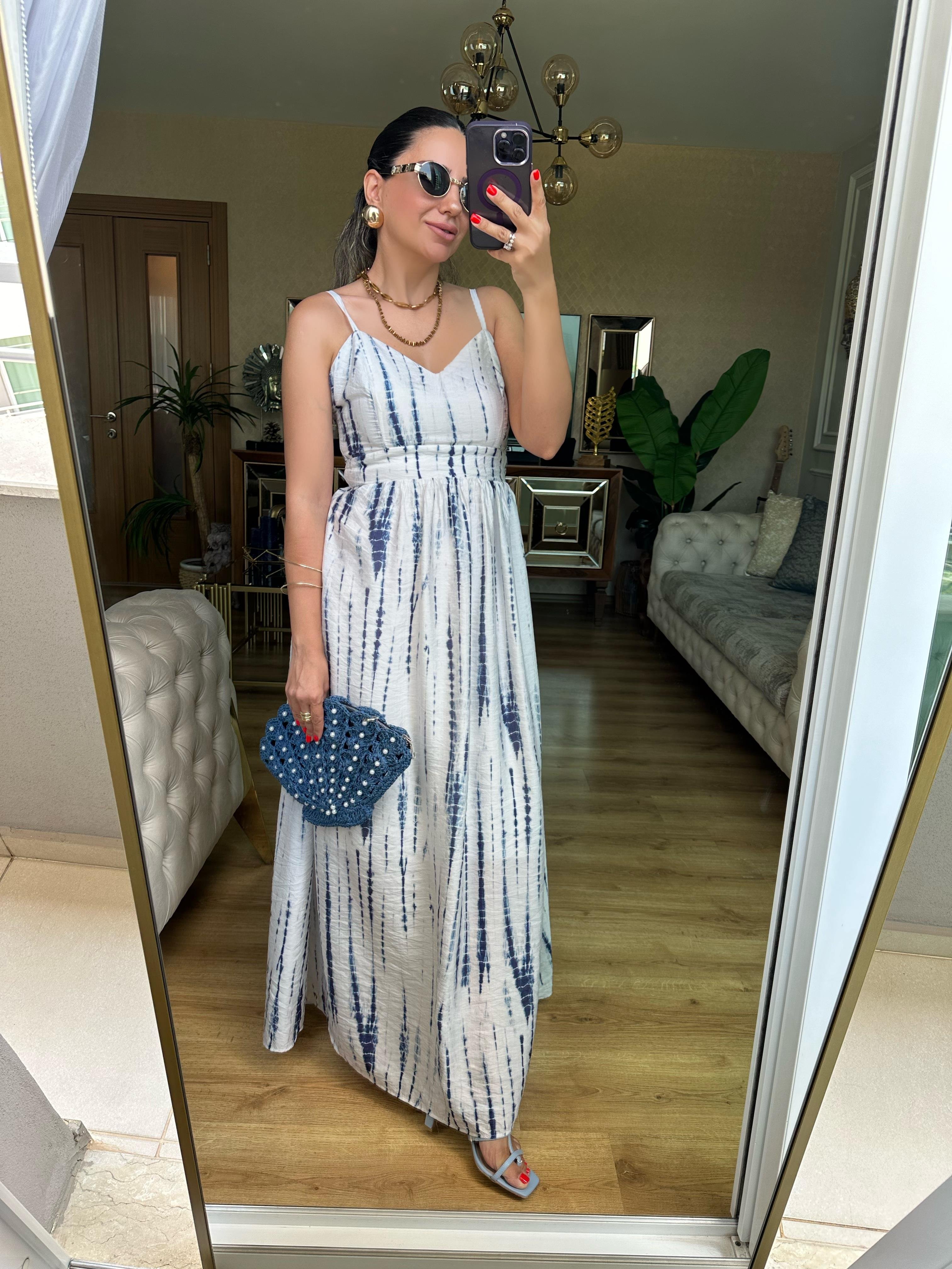 Mavi Çizgili Elbise