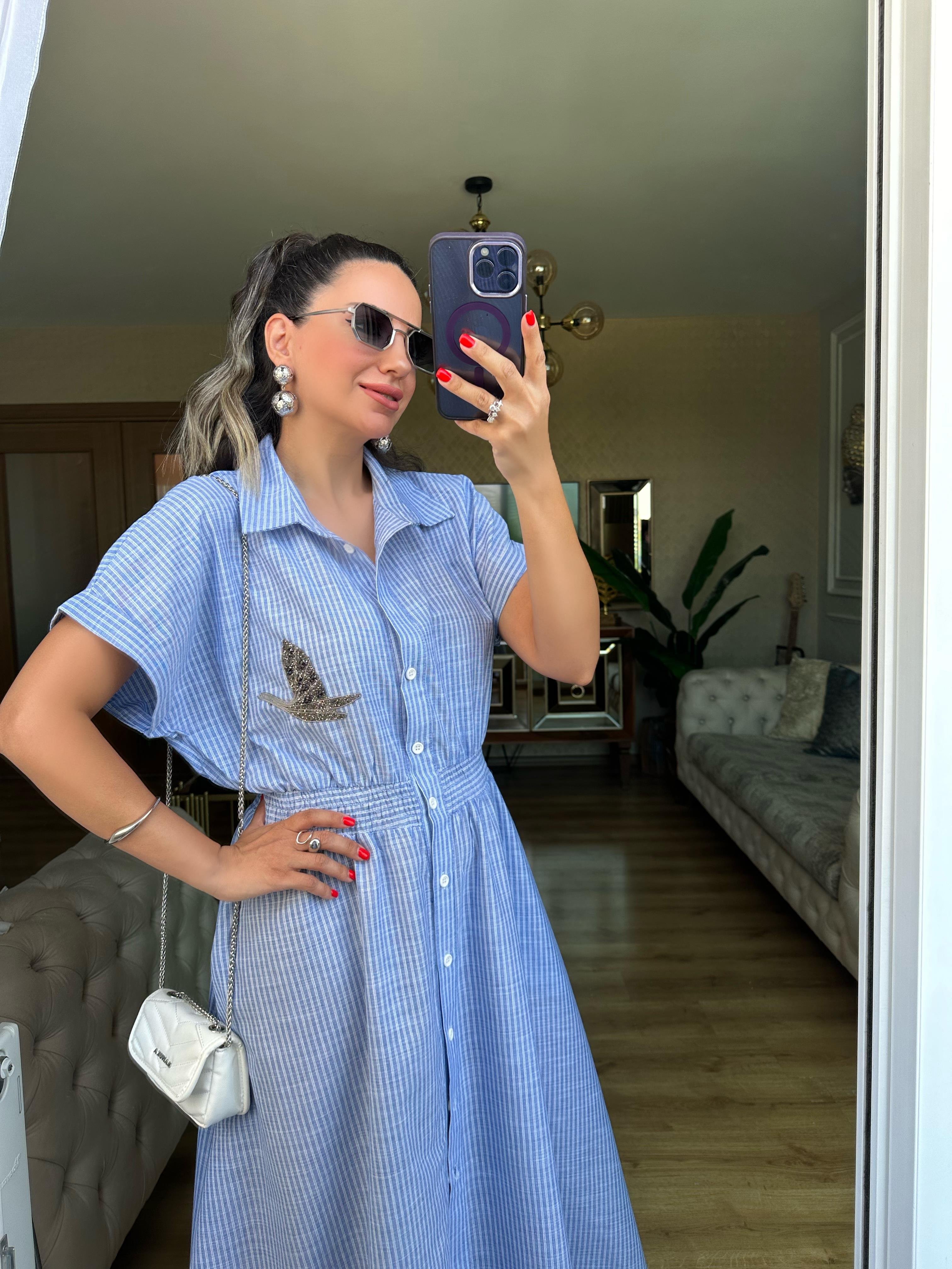 Mavi Çizgili Kuş Taşlı Elbise