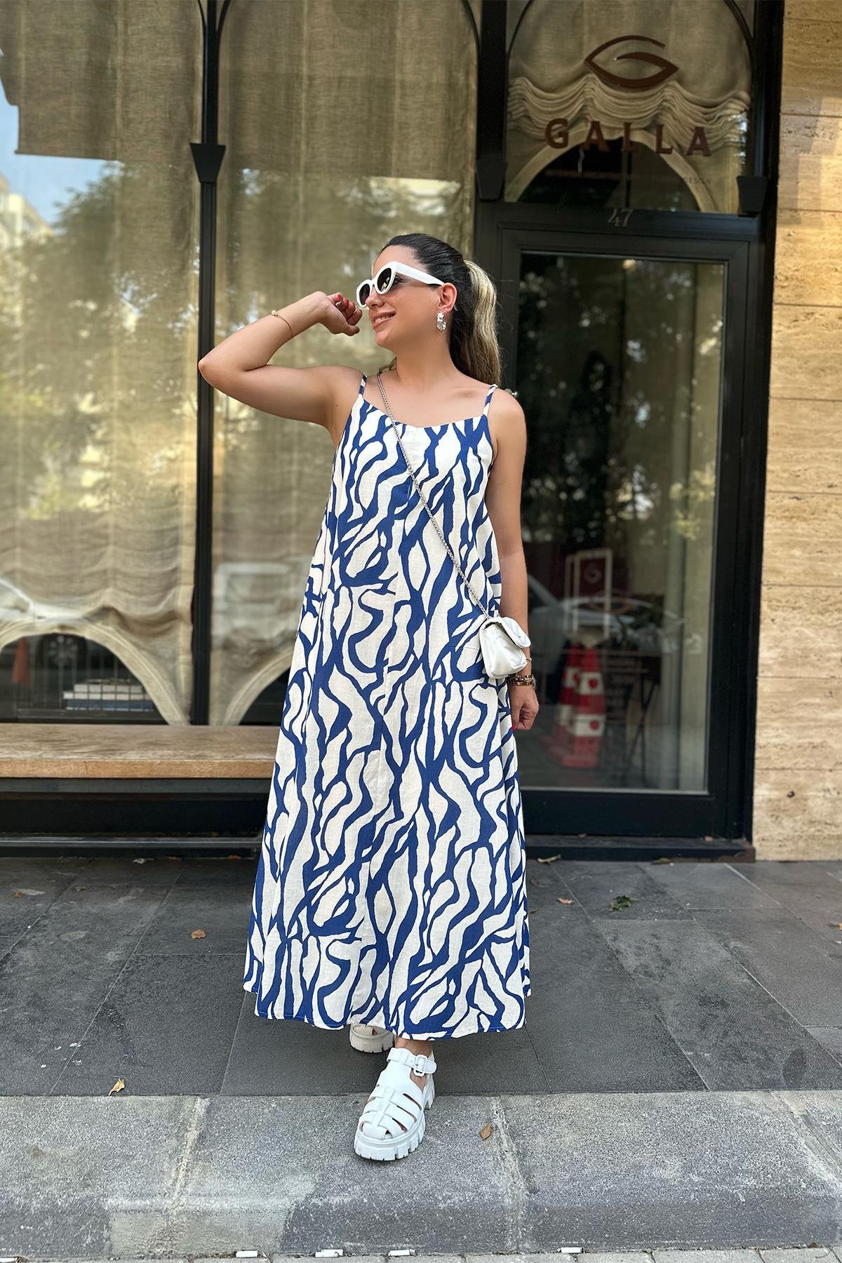 Mavi Desenli Astarlı Keten Elbise