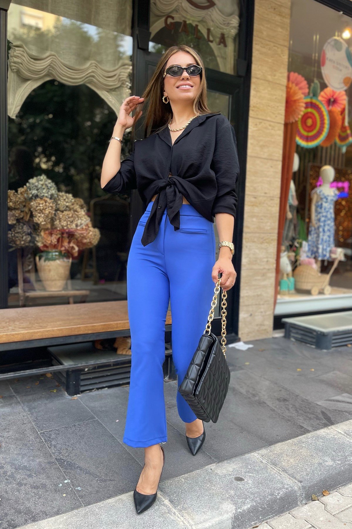 Mavi Geniş Paça Slim Fit Kumaş Pantolon 