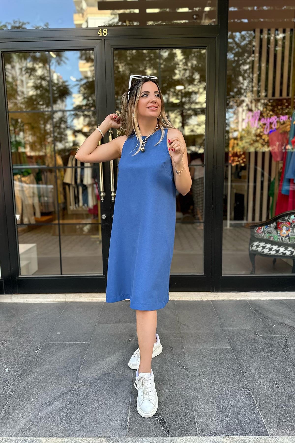 Mavi Kalın Askılı Çan Elbise