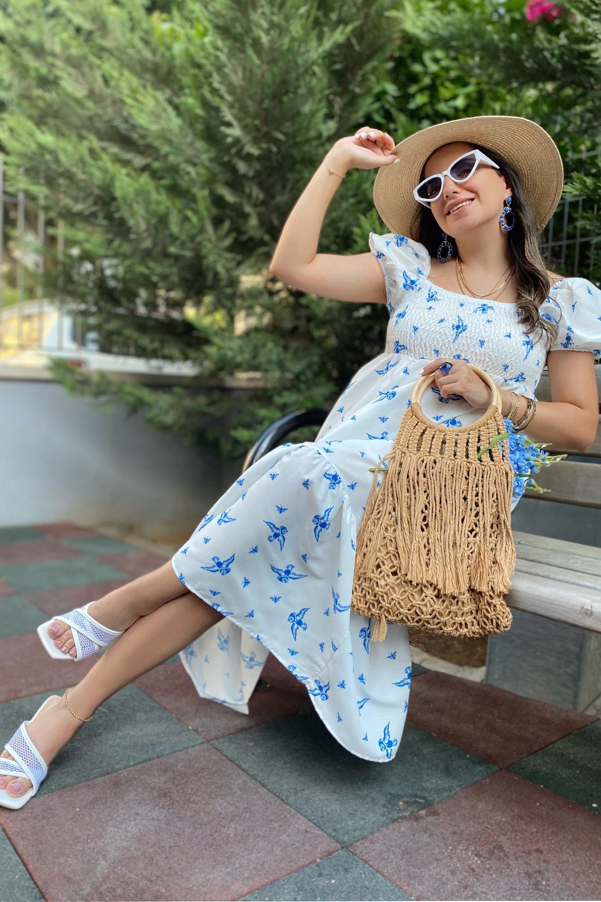 Mavi Kuş Desenli Kare Yaka Elbise