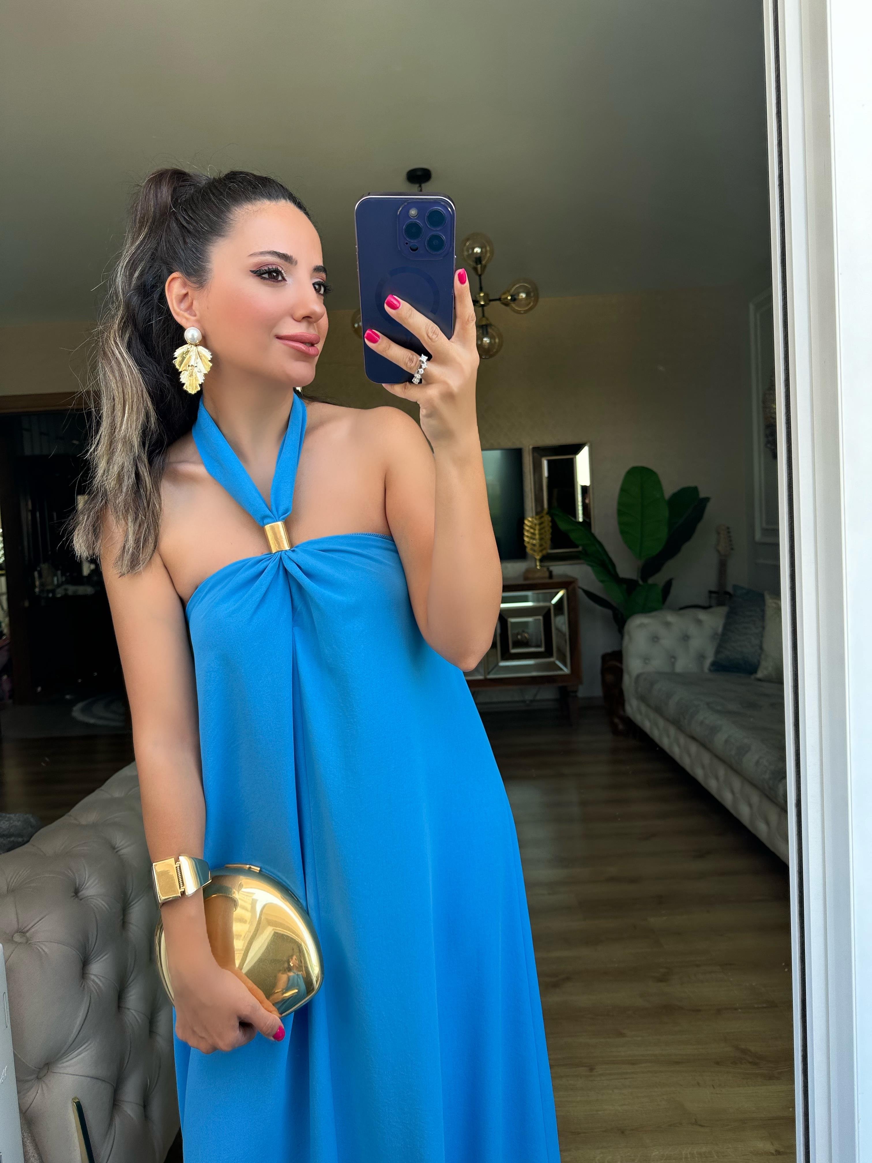 Mavi Önü Gold Detaylı Elbise