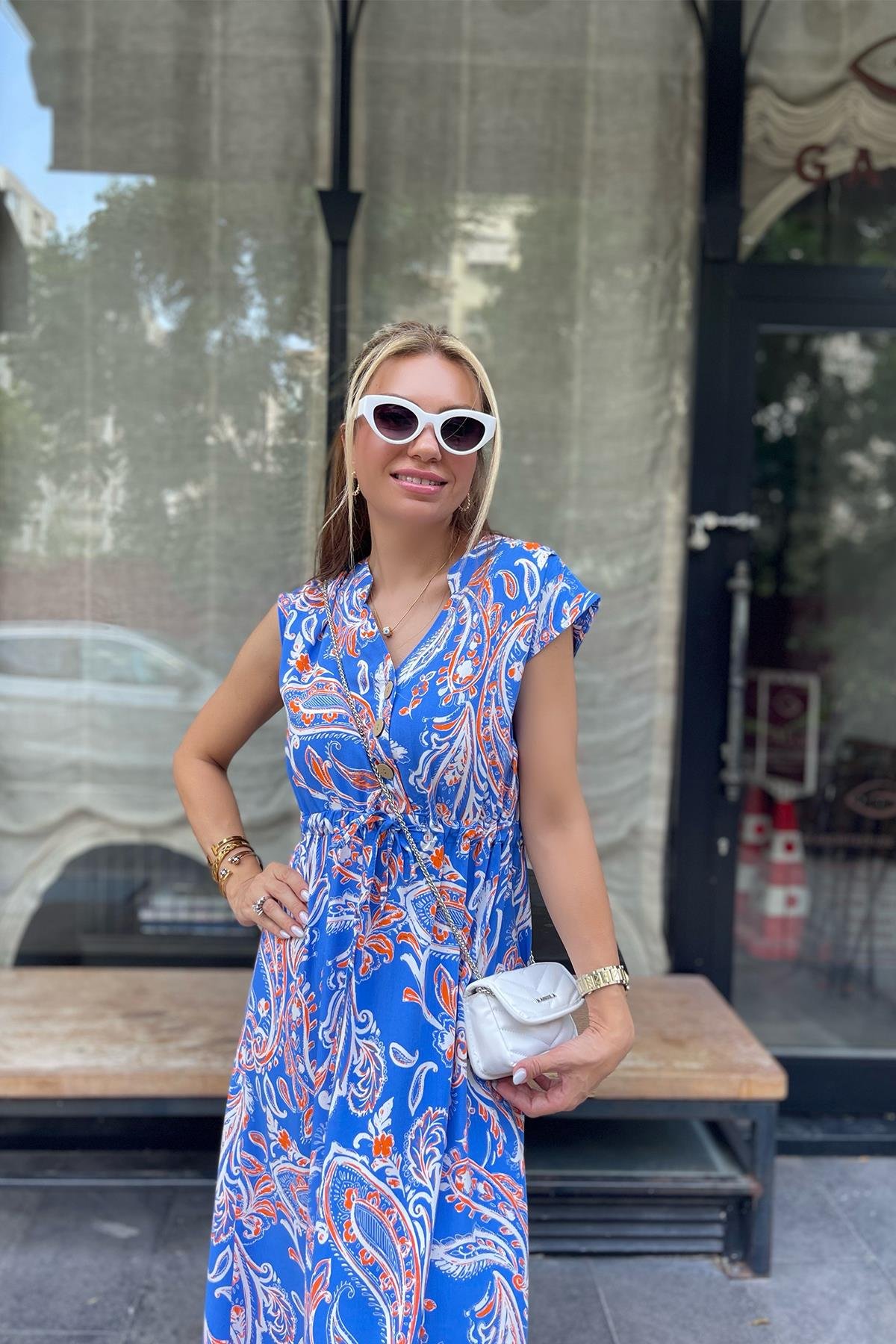 Mavi Şal Desen Önden Düğmeli Viskon Elbise