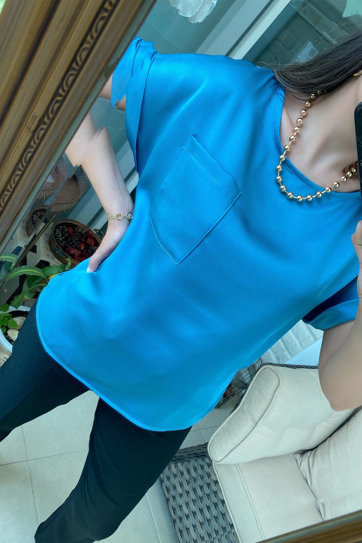 Mavi Yarım Kollu Saten Bluz 