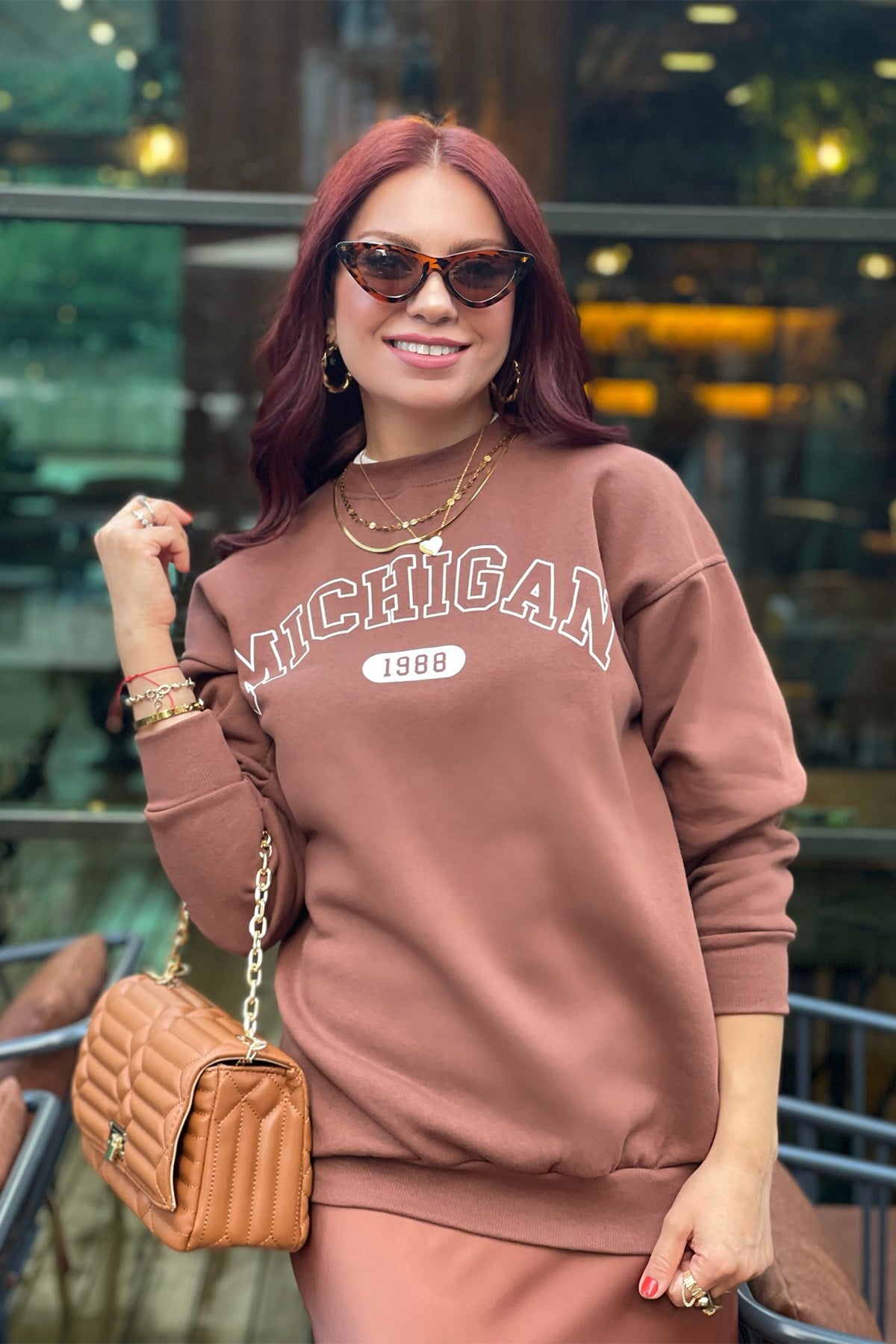 Michgan Baskılı Taba Sweatshirt
