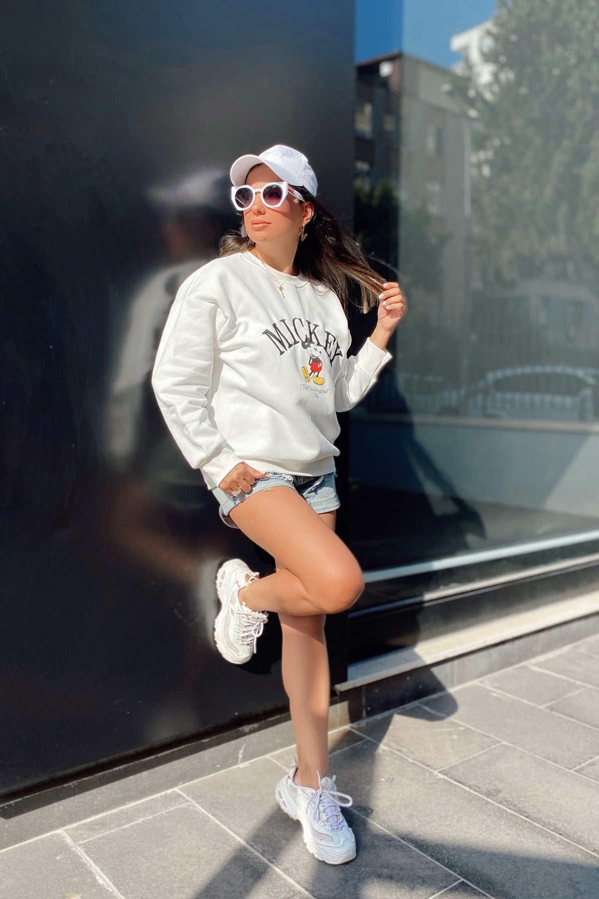 Mickey Mouse Baskılı Beyaz Sweatshirt