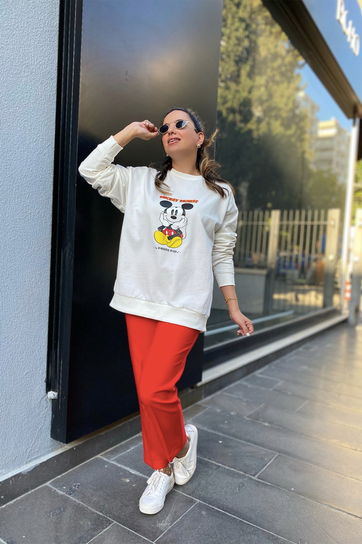 Mickey Mouse Baskılı Beyaz Sweatshirt