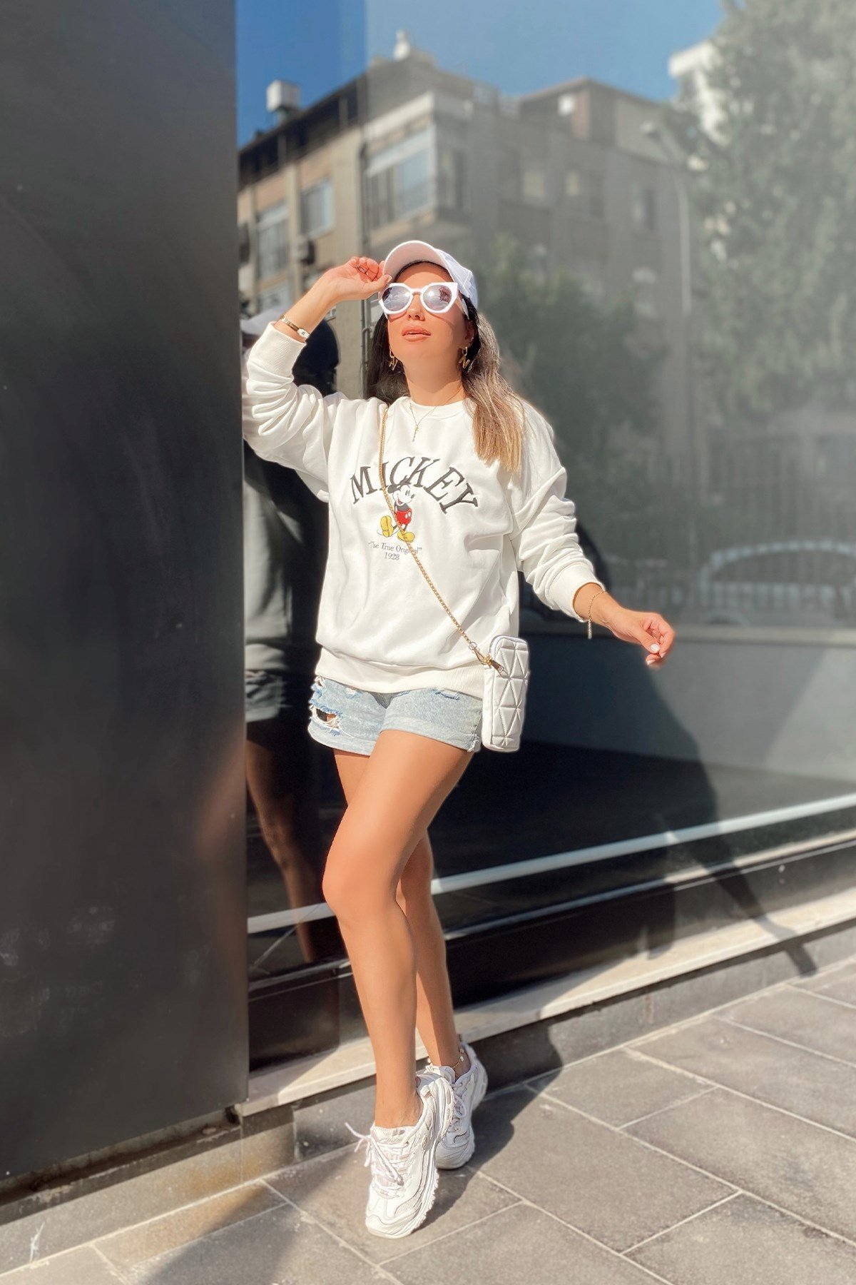 Mickey Mouse Baskılı Beyaz Sweatshirt