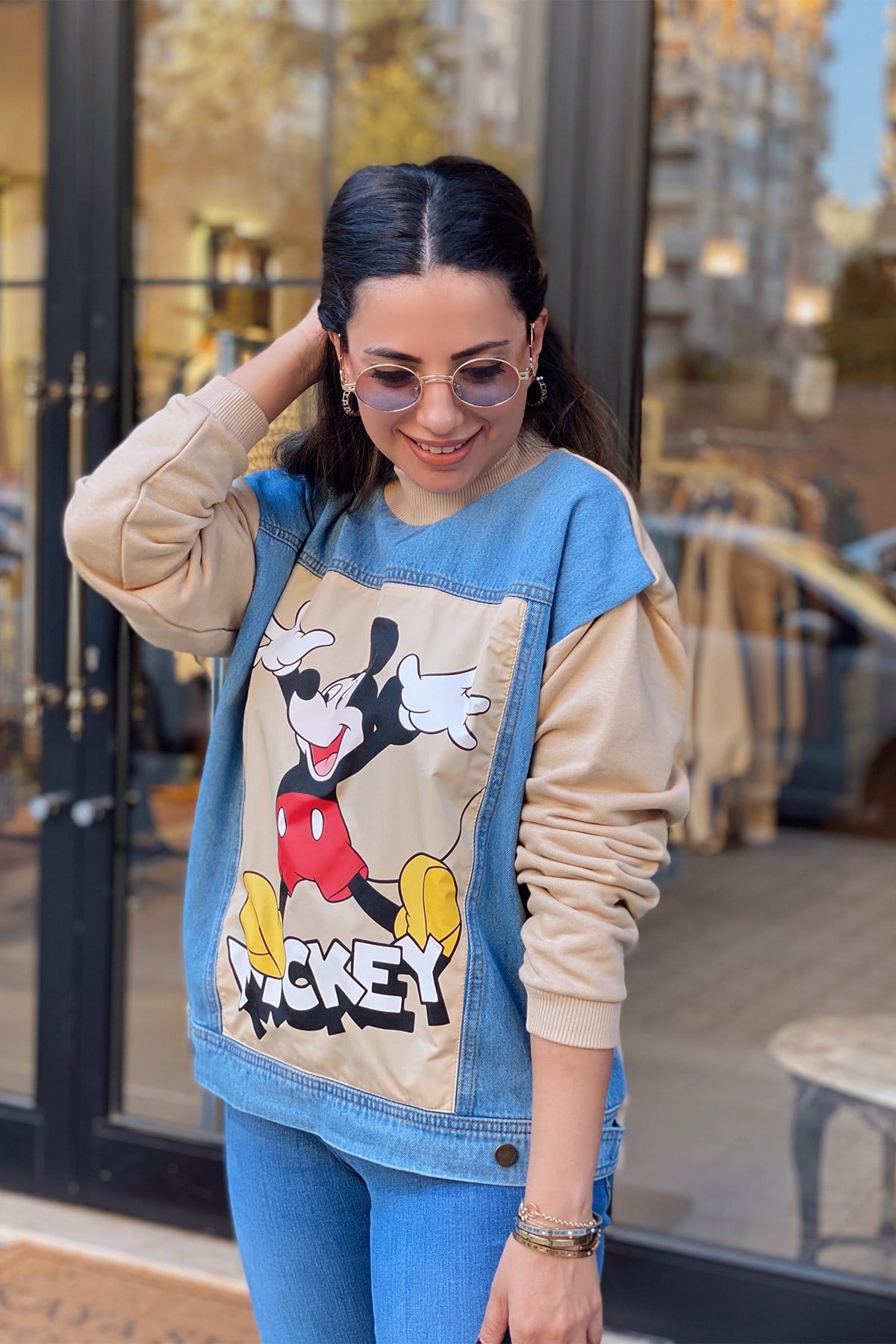 Mickey Mouse Baskılı Kot Detaylı Sweatshirt