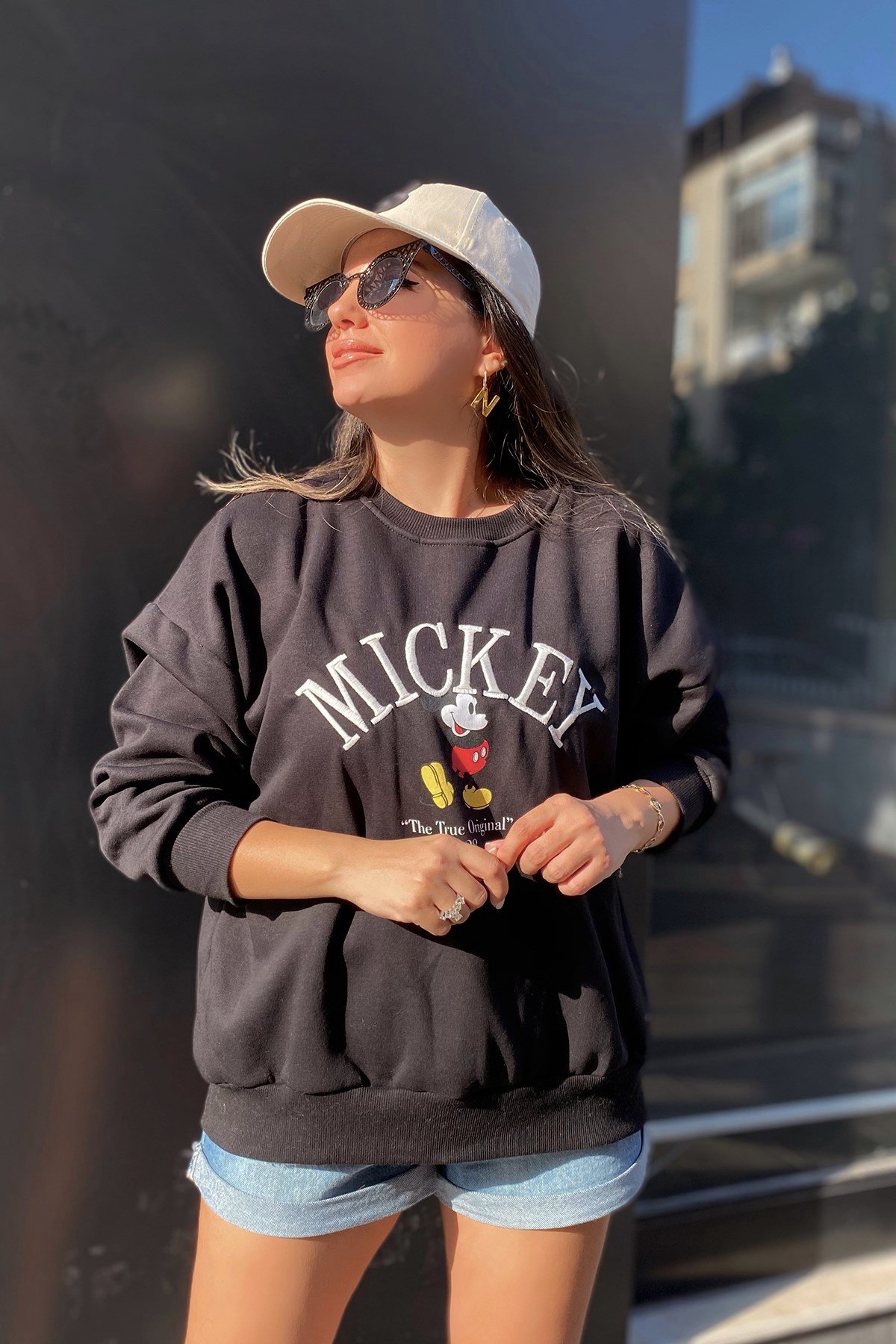 Mickey Mouse Baskılı Siyah Sweatshirt