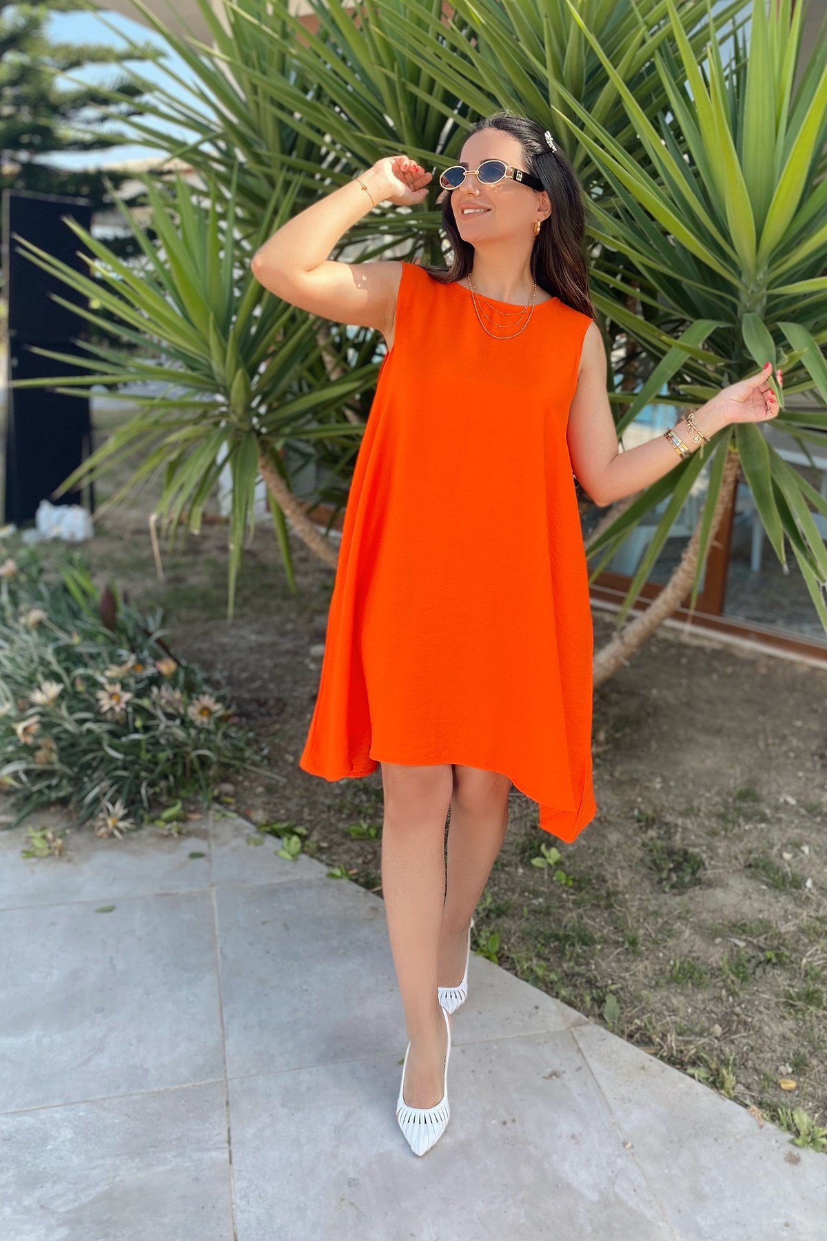 Narçiçeği Asimetrik Kesim Keten Elbise