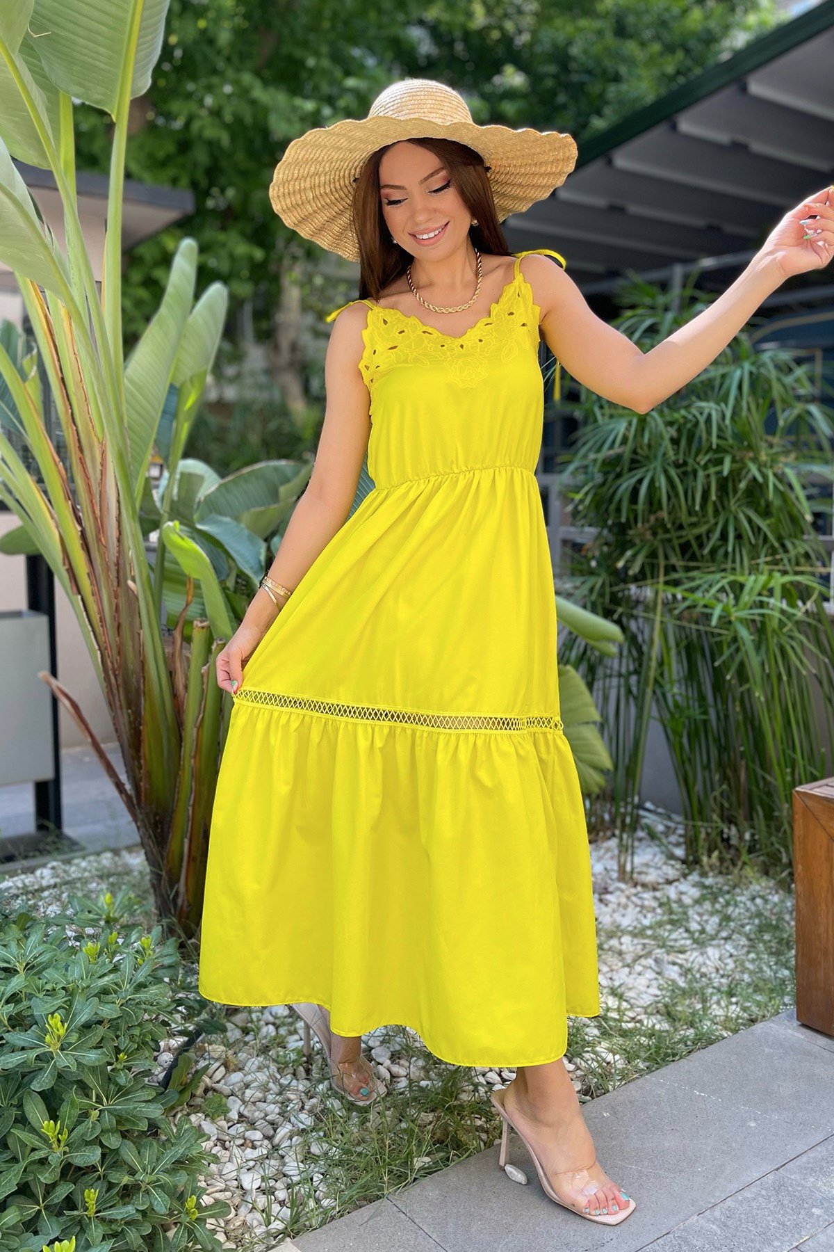 Neon Yeşil Omuzdan Bağlamalı Elbise