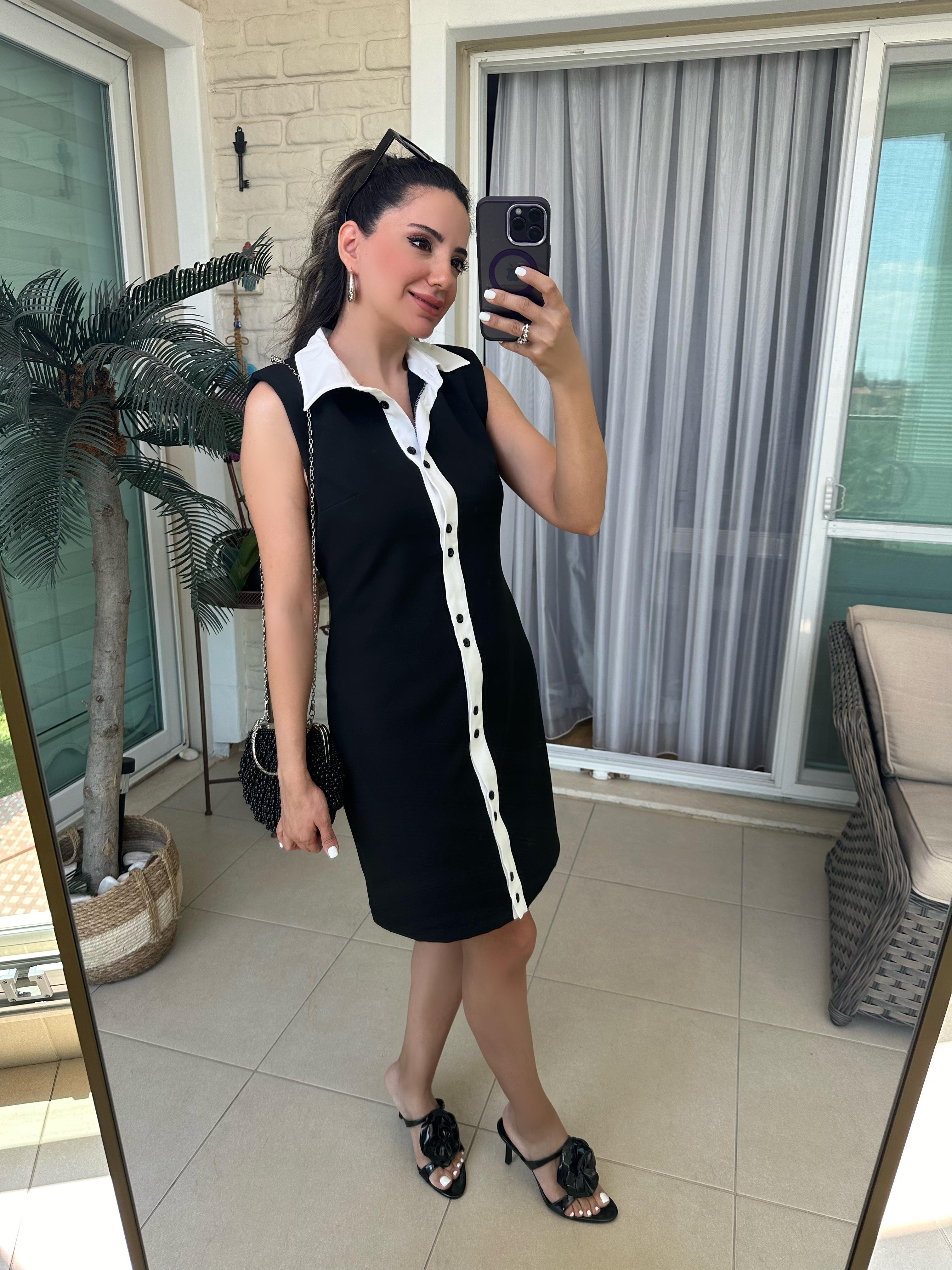 Önden Düğmeli Yakalı Siyah Elbise
