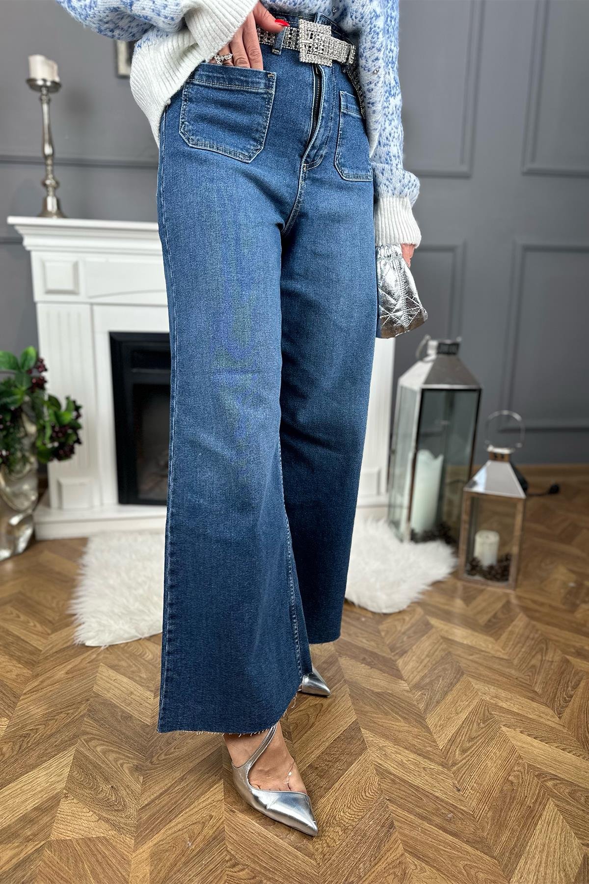 Önü Cepli Straight Fit Yüksek Bel Pantolon