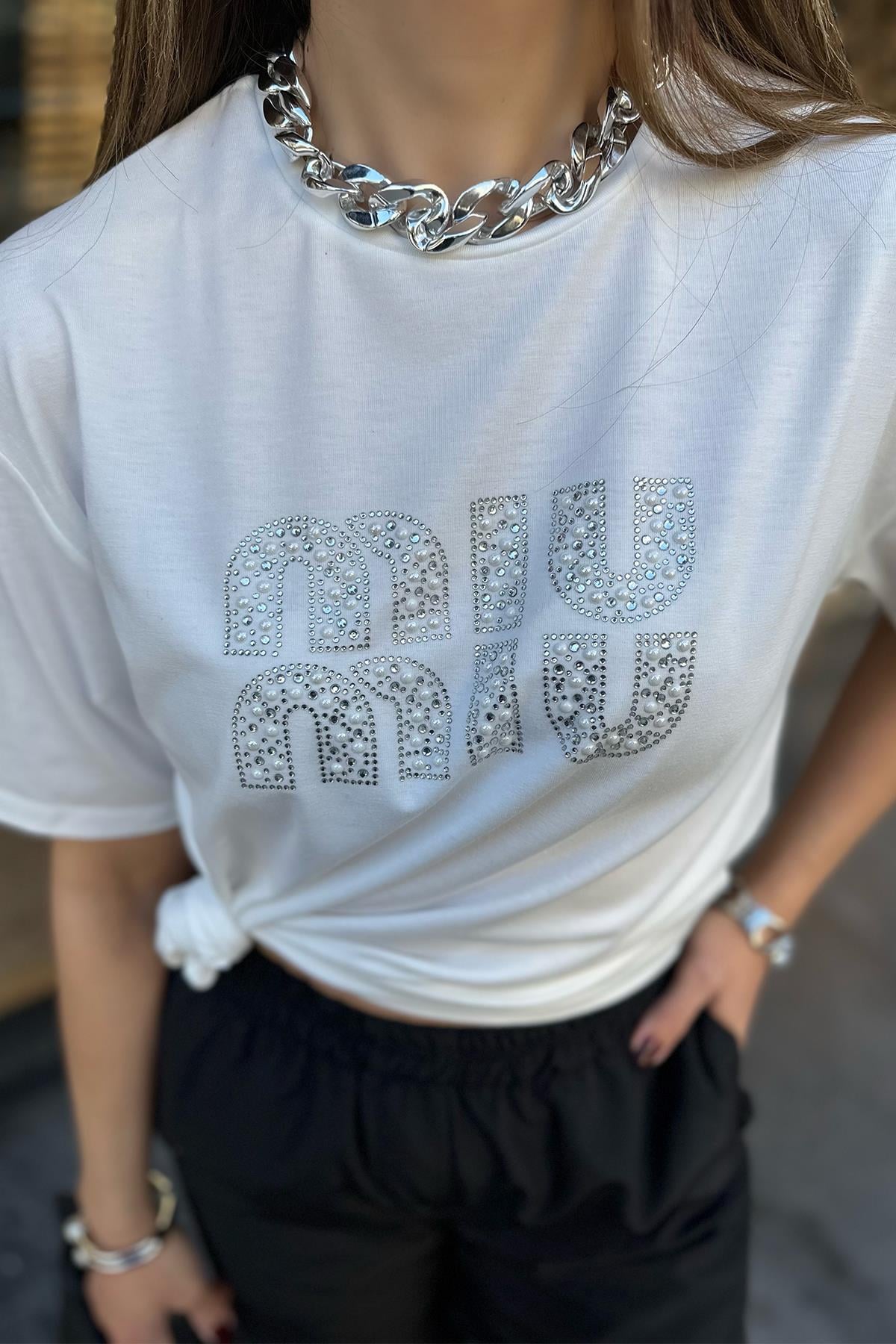 Önü Taş Baskılı Tshirt