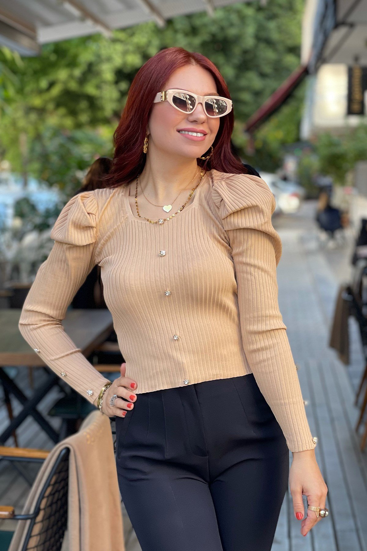 Önü Taş Detaylı Triko    