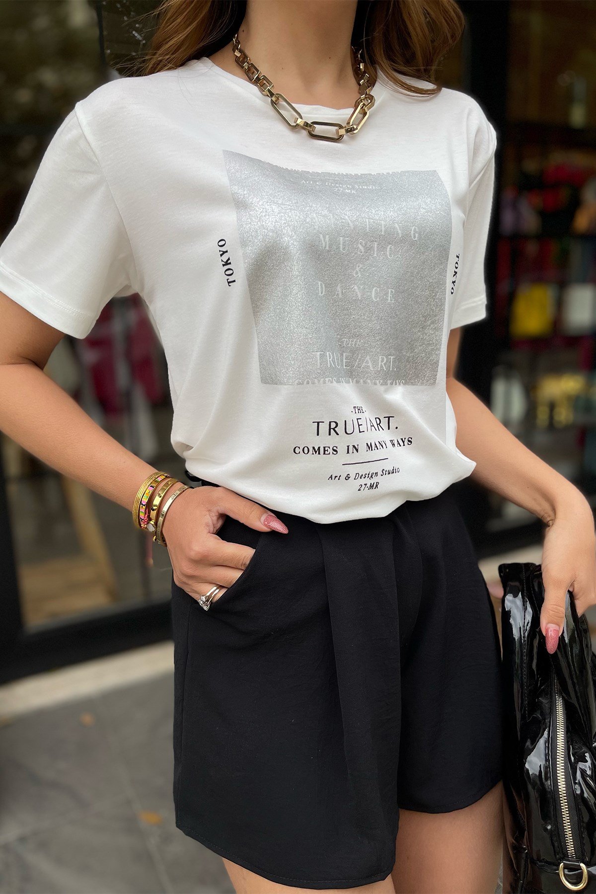 Önü Varak Detaylı Gümüş Tshirt