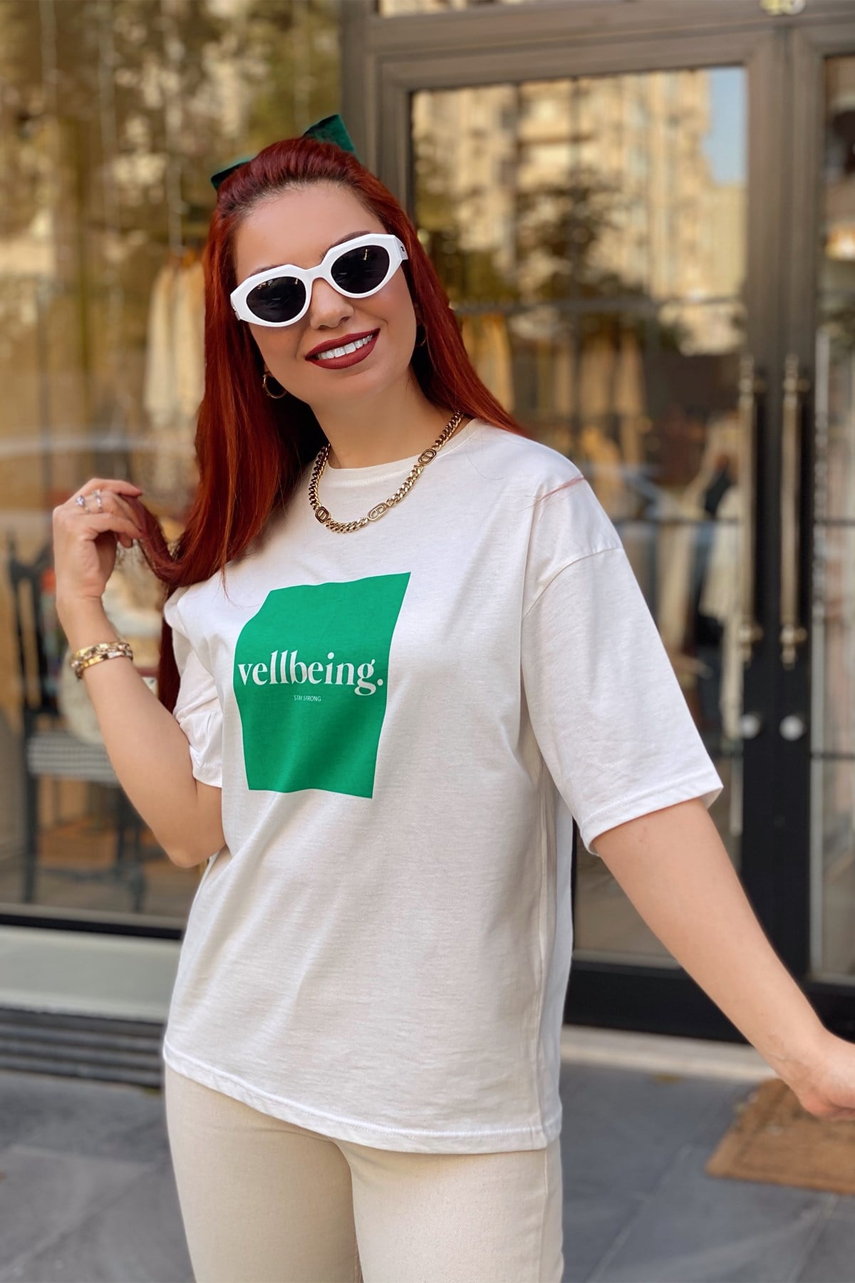 Önü Yeşil Baskı Detaylı Tshirt