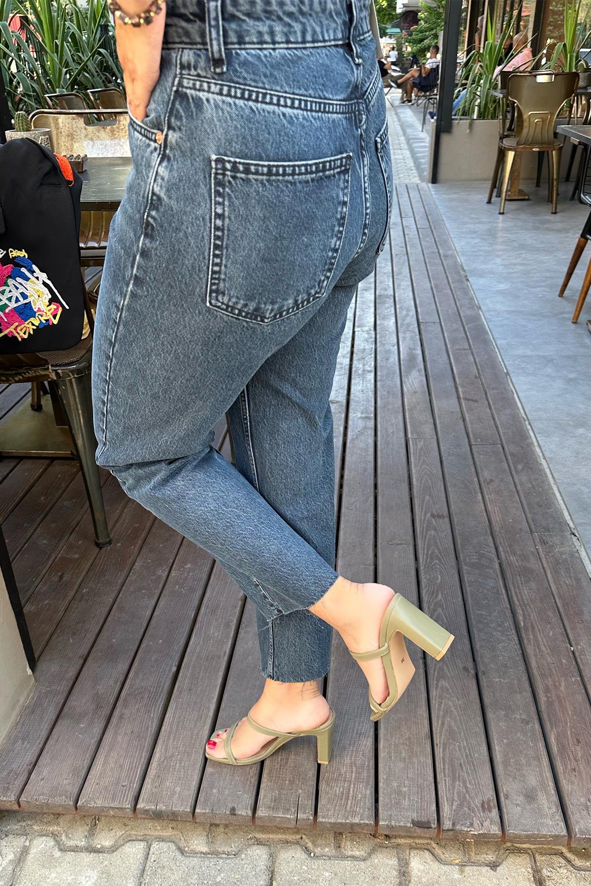 Orjinal Marka Koyu Renk Jean