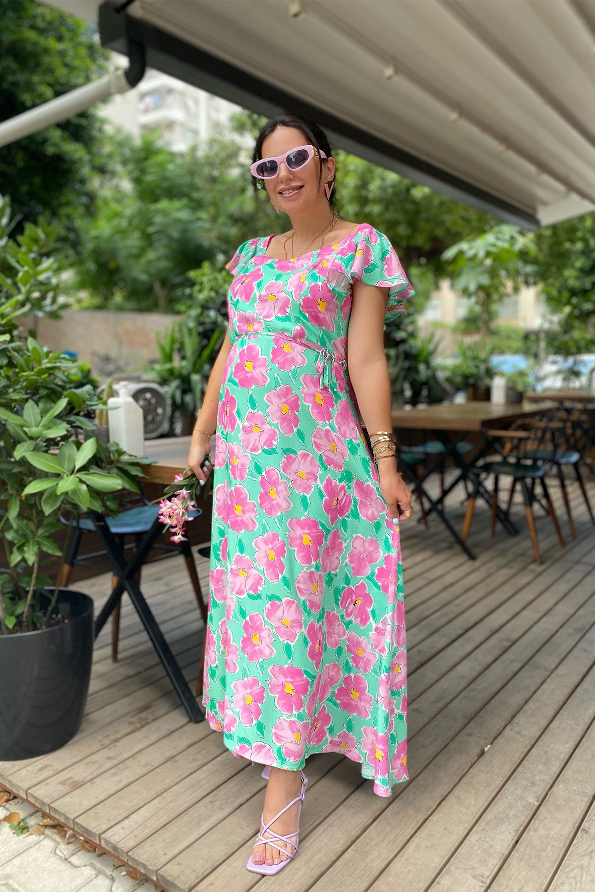 Pembe Desenli Kuşak Bağlamalı Elbise