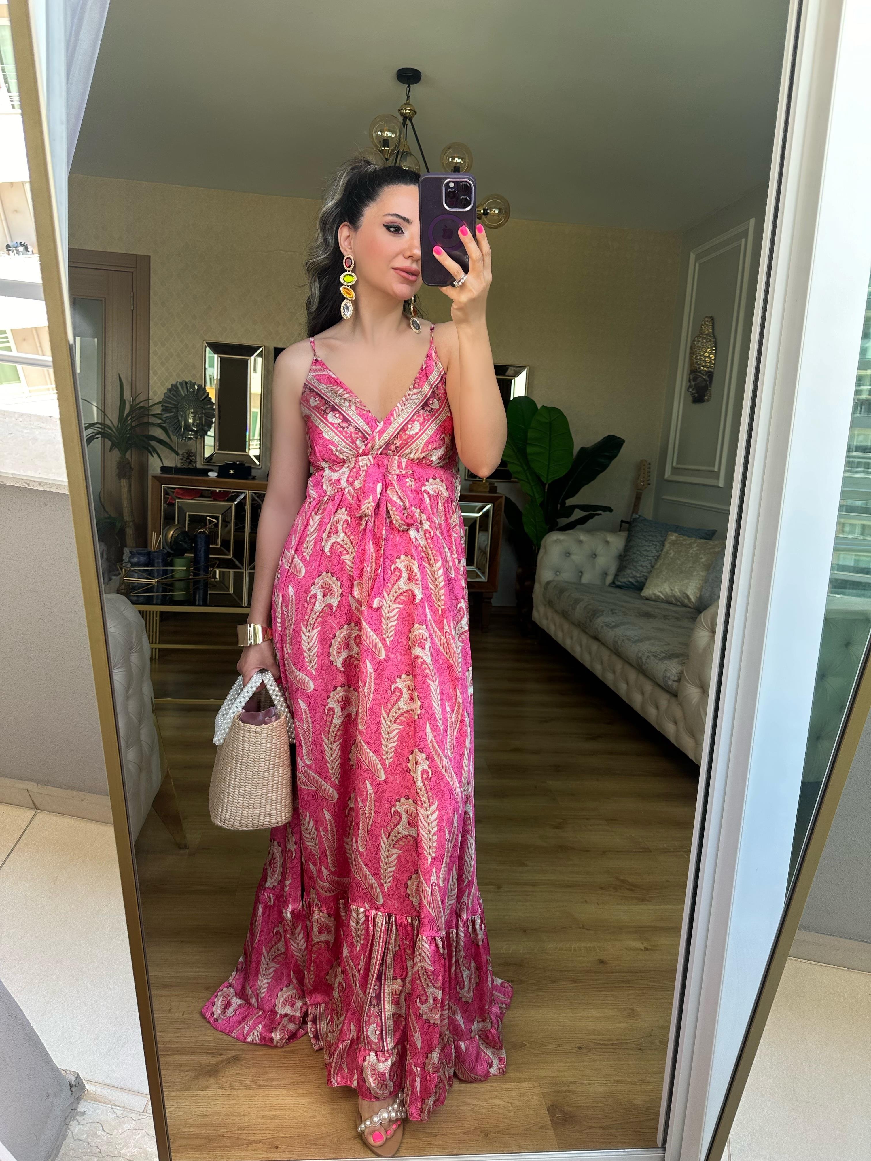 Pembe Desenli Saten Elbise