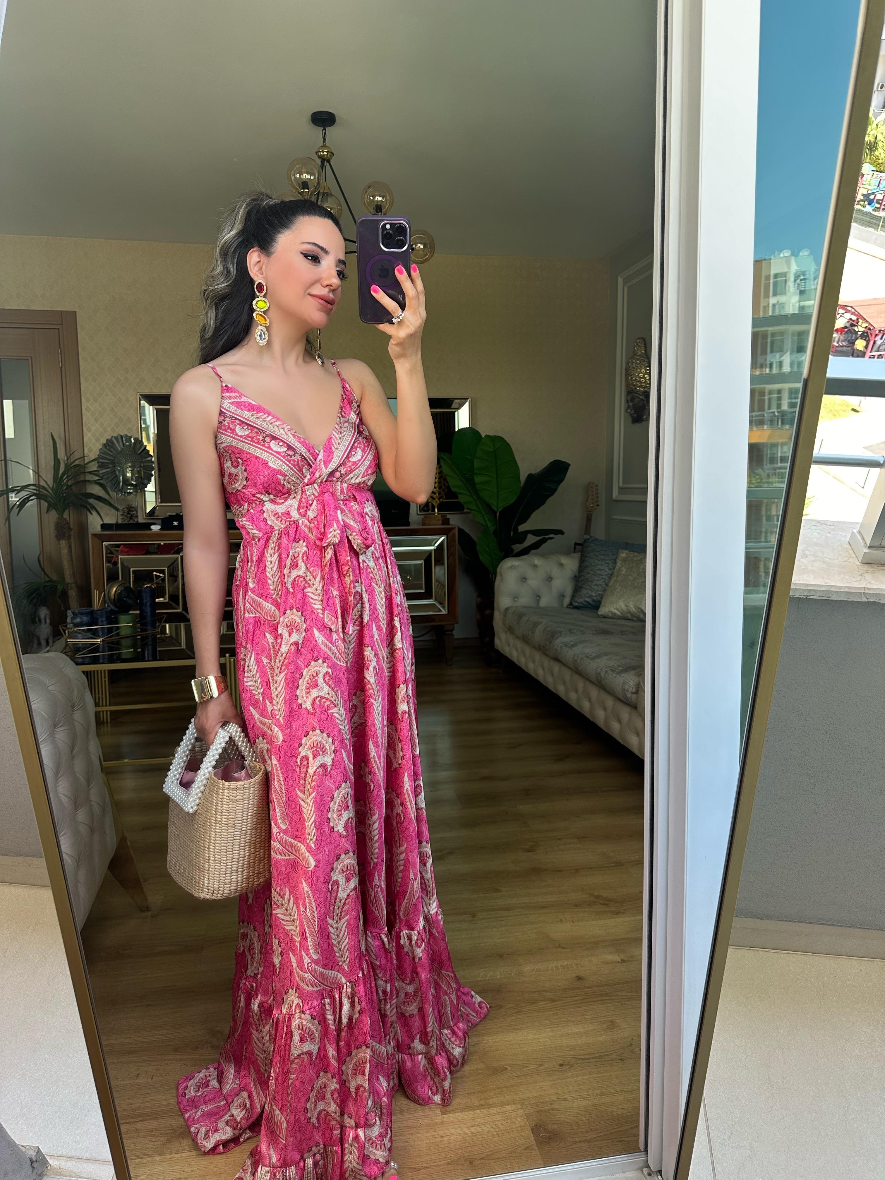 Pembe Desenli Saten Elbise