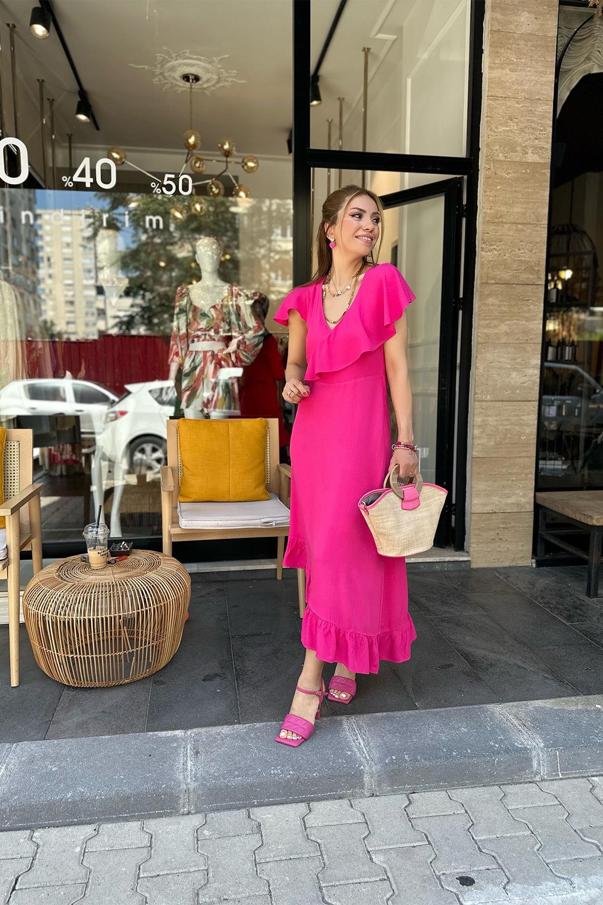 Pembe Fırfırlı Asimetrik Elbise