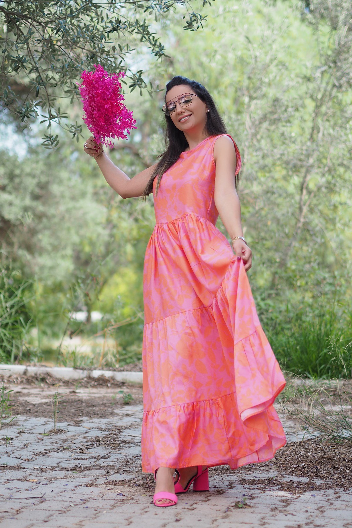 Pembe Kalın Askılı Uzun Elbise